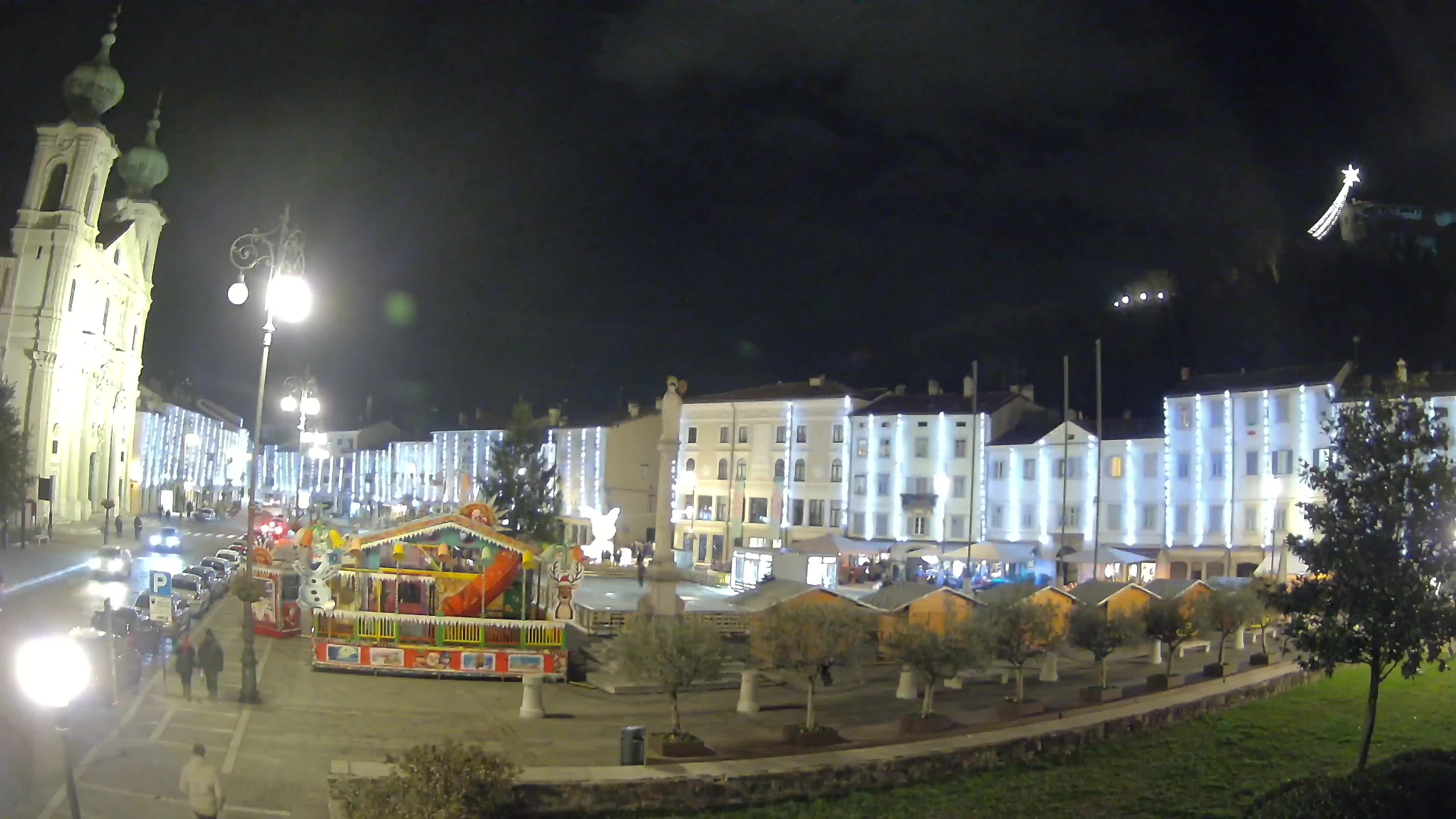 Gorizia – Plaza Vittoria – iglesia de San Pedro. Ignacio