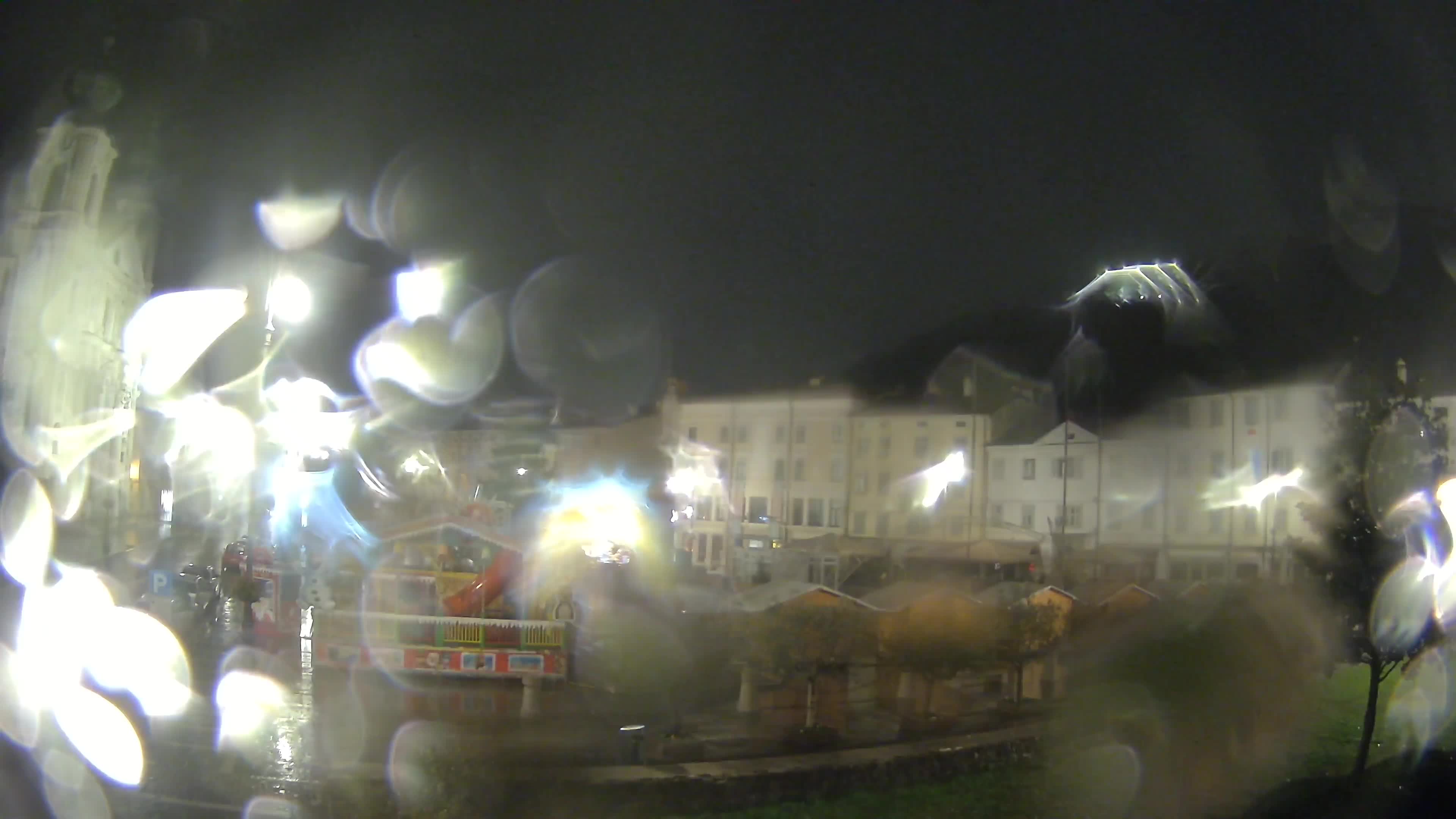 Gorizia – Plaza Vittoria – iglesia de San Pedro. Ignacio