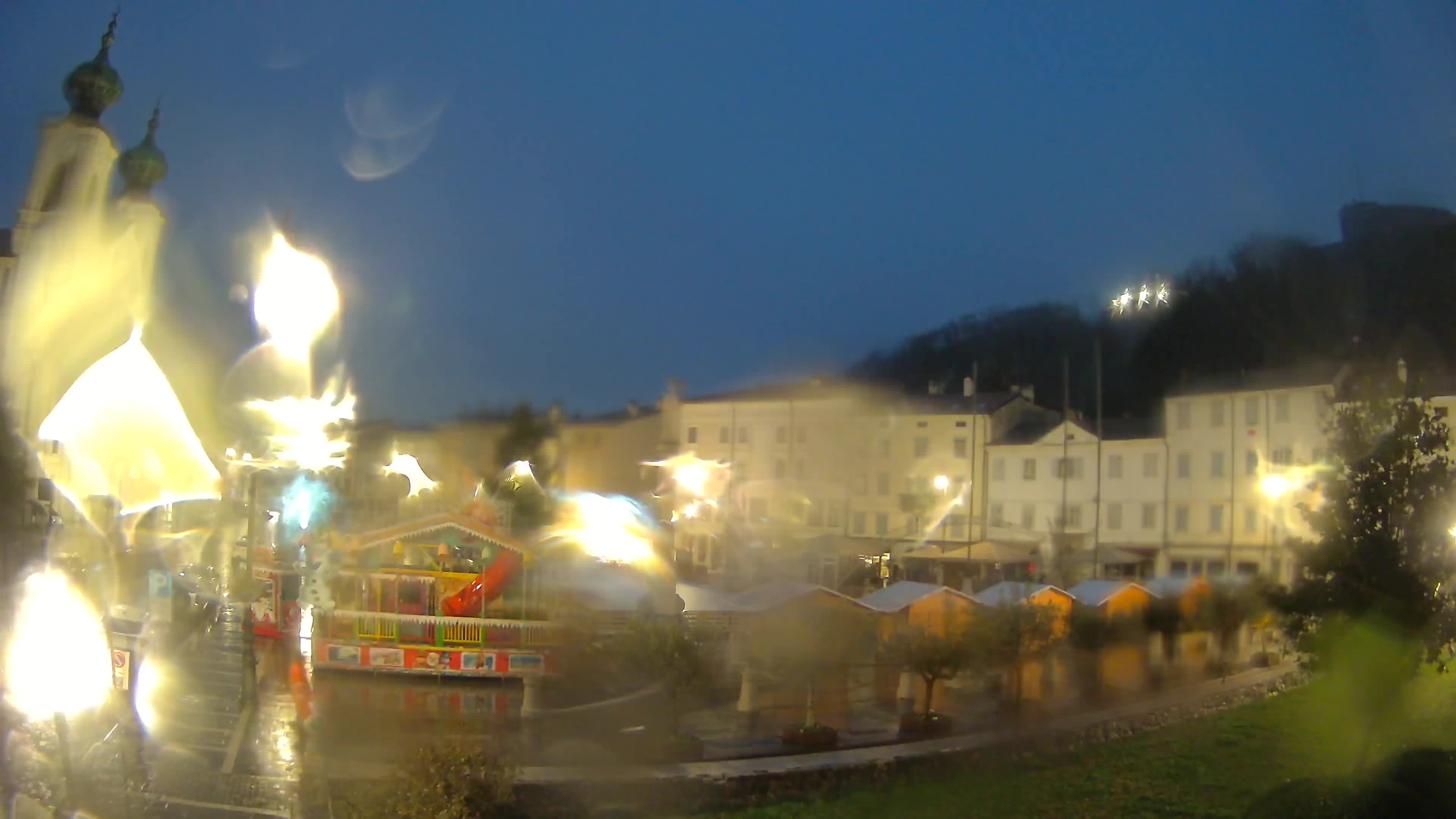 Gorizia Piazza della Vittoria e chiesa di S. Ignazio