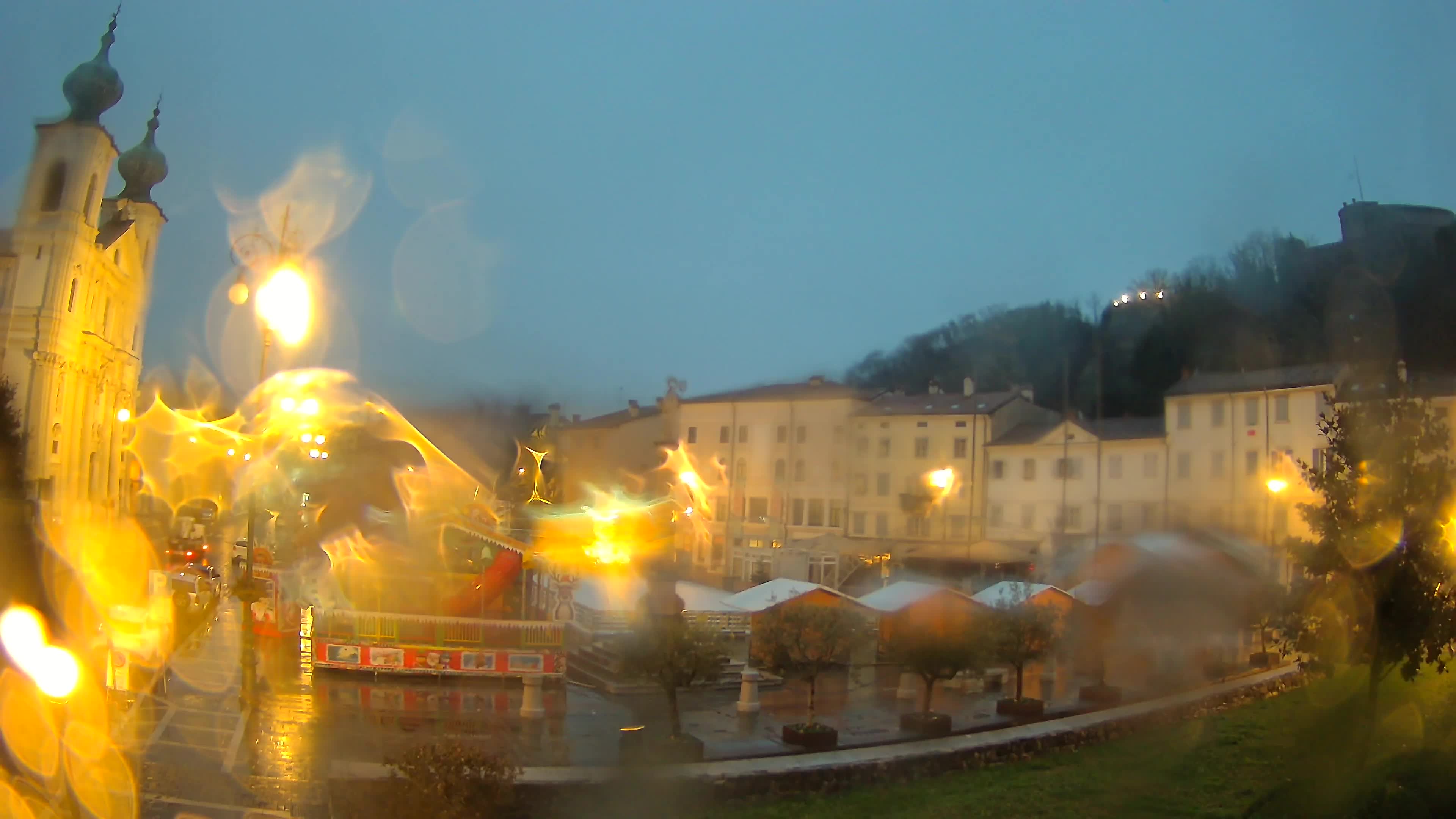 Gorizia – Plaza Vittoria – iglesia de San Pedro. Ignacio