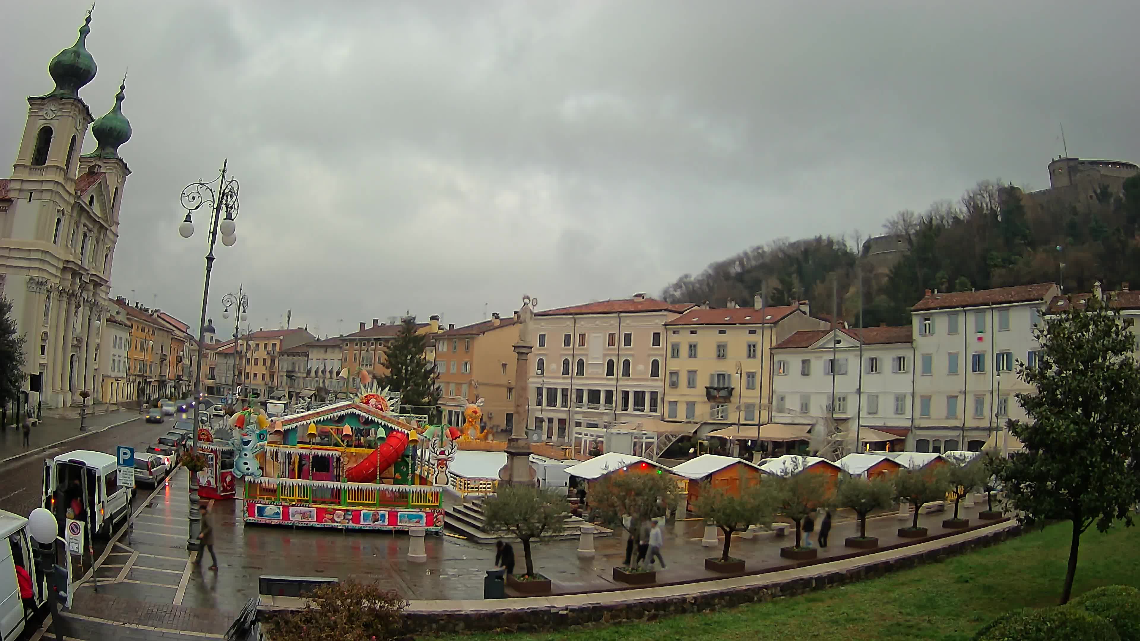 Webcam Gorizia Vittoria square – Church of st. Ignazio