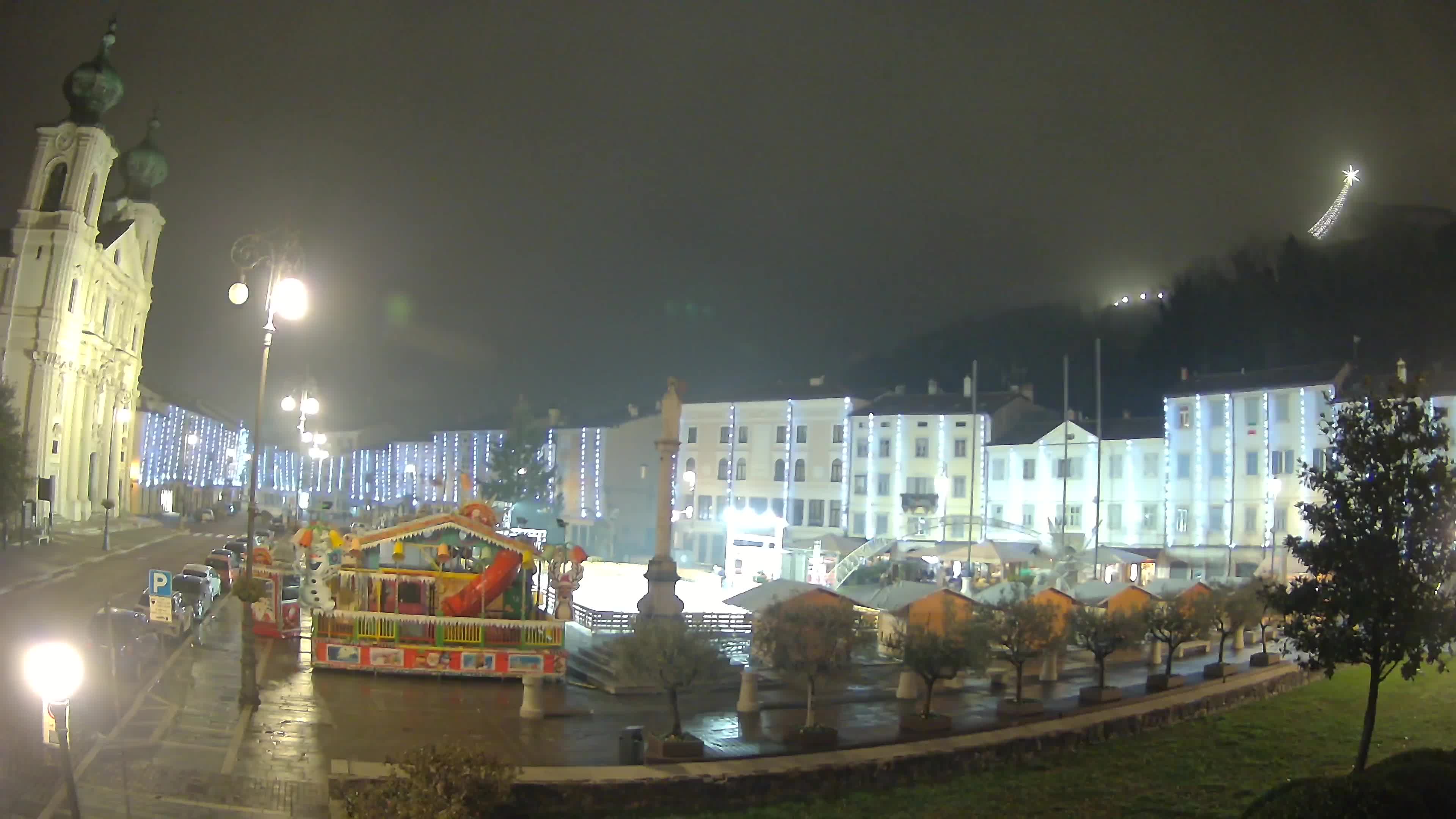 Gorizia – Plaza Vittoria – iglesia de San Pedro. Ignacio