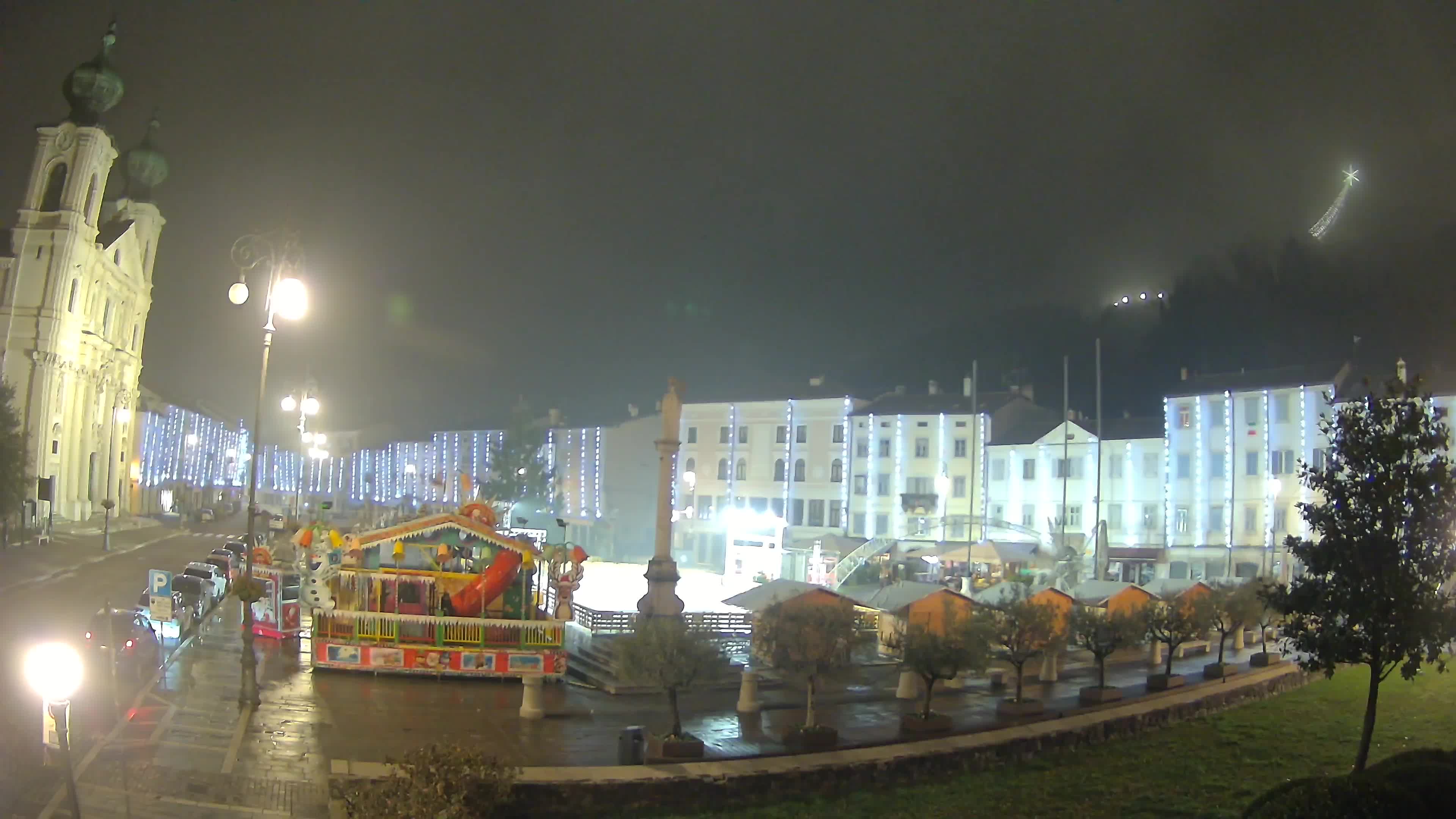 Gorizia – Plaza Vittoria – iglesia de San Pedro. Ignacio