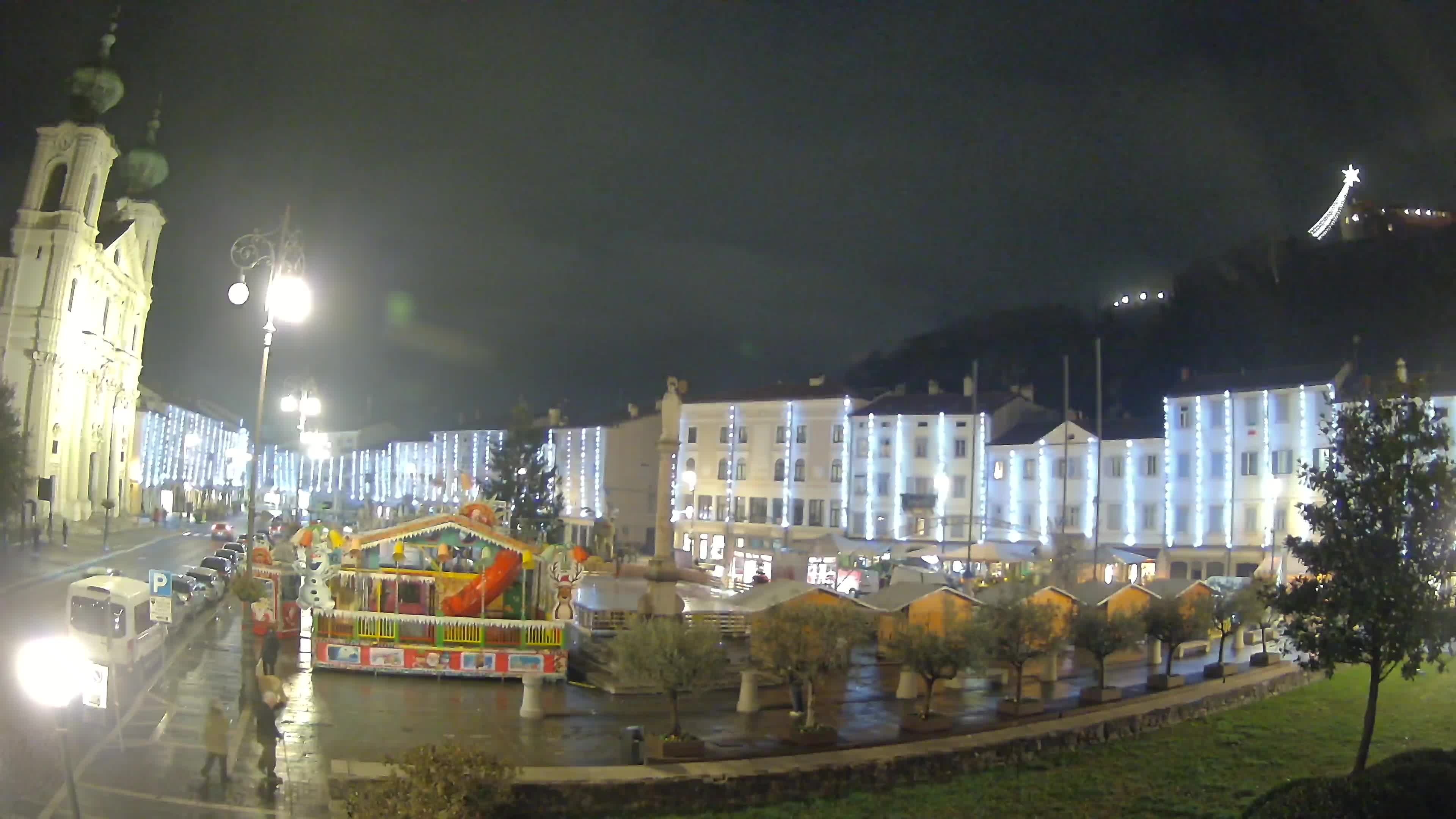 Gorizia – Plaza Vittoria – iglesia de San Pedro. Ignacio