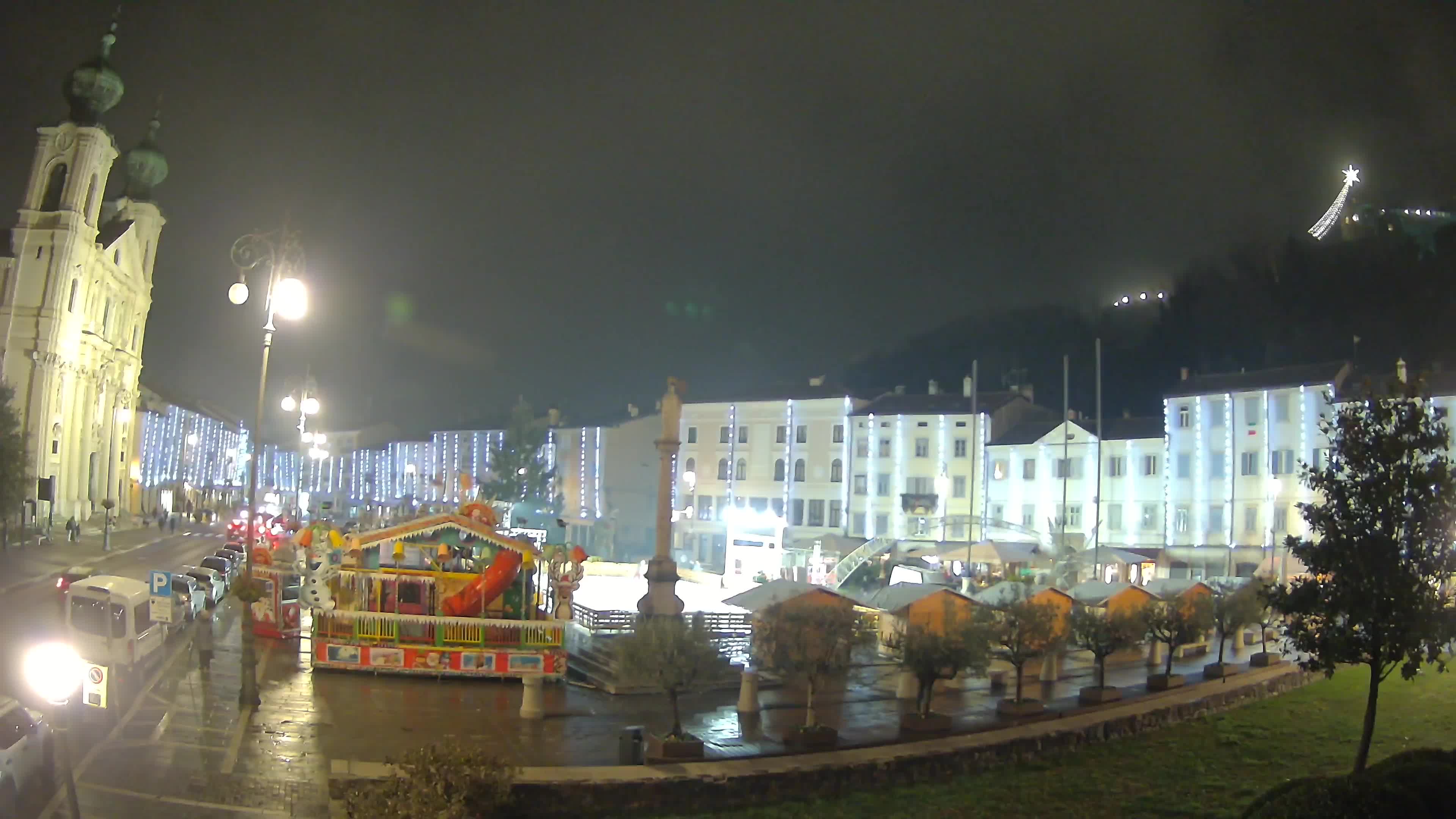 Gorizia – Plaza Vittoria – iglesia de San Pedro. Ignacio