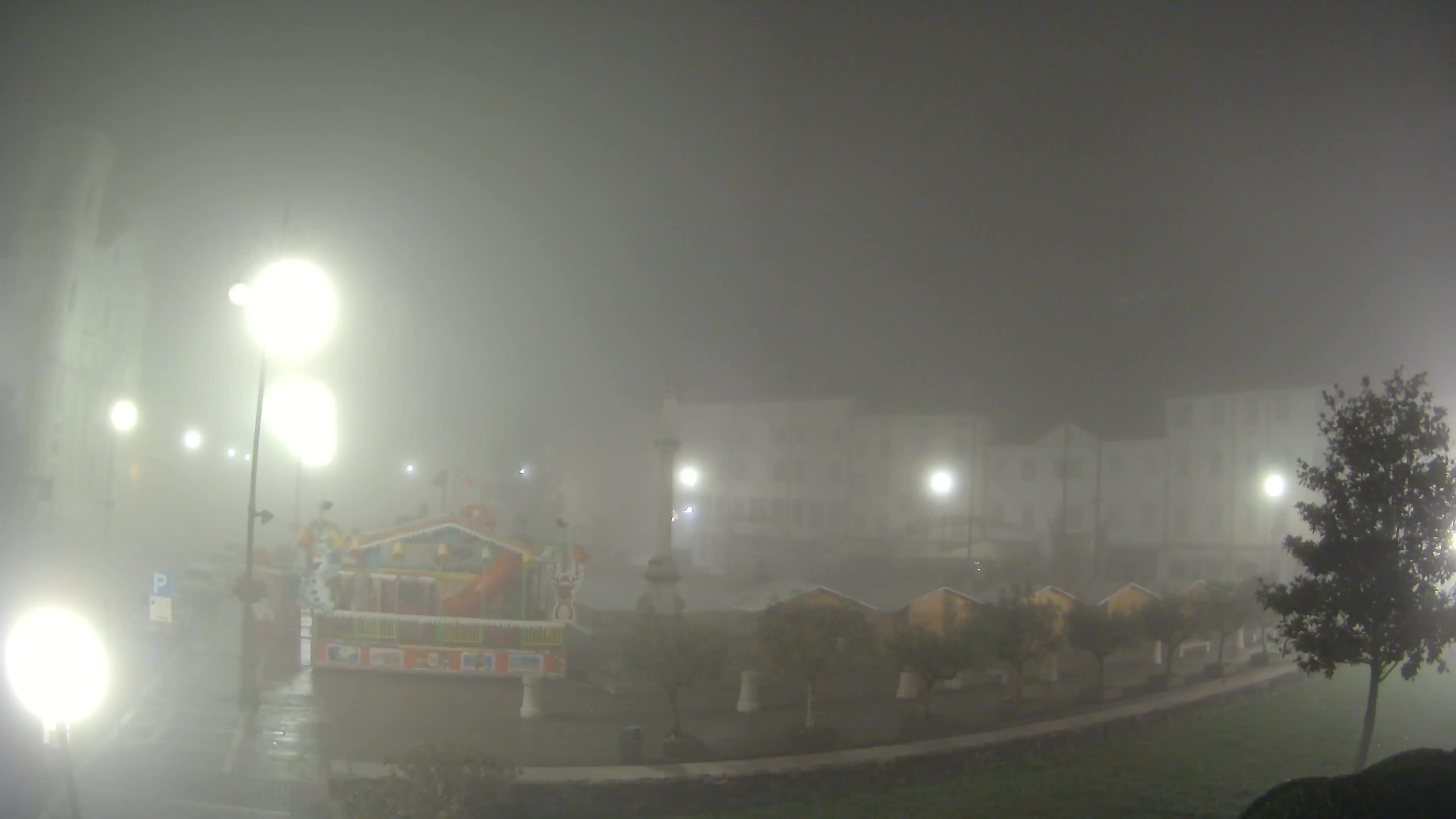 Kamera Gorica Travnik in cerkev sv. Ignacija