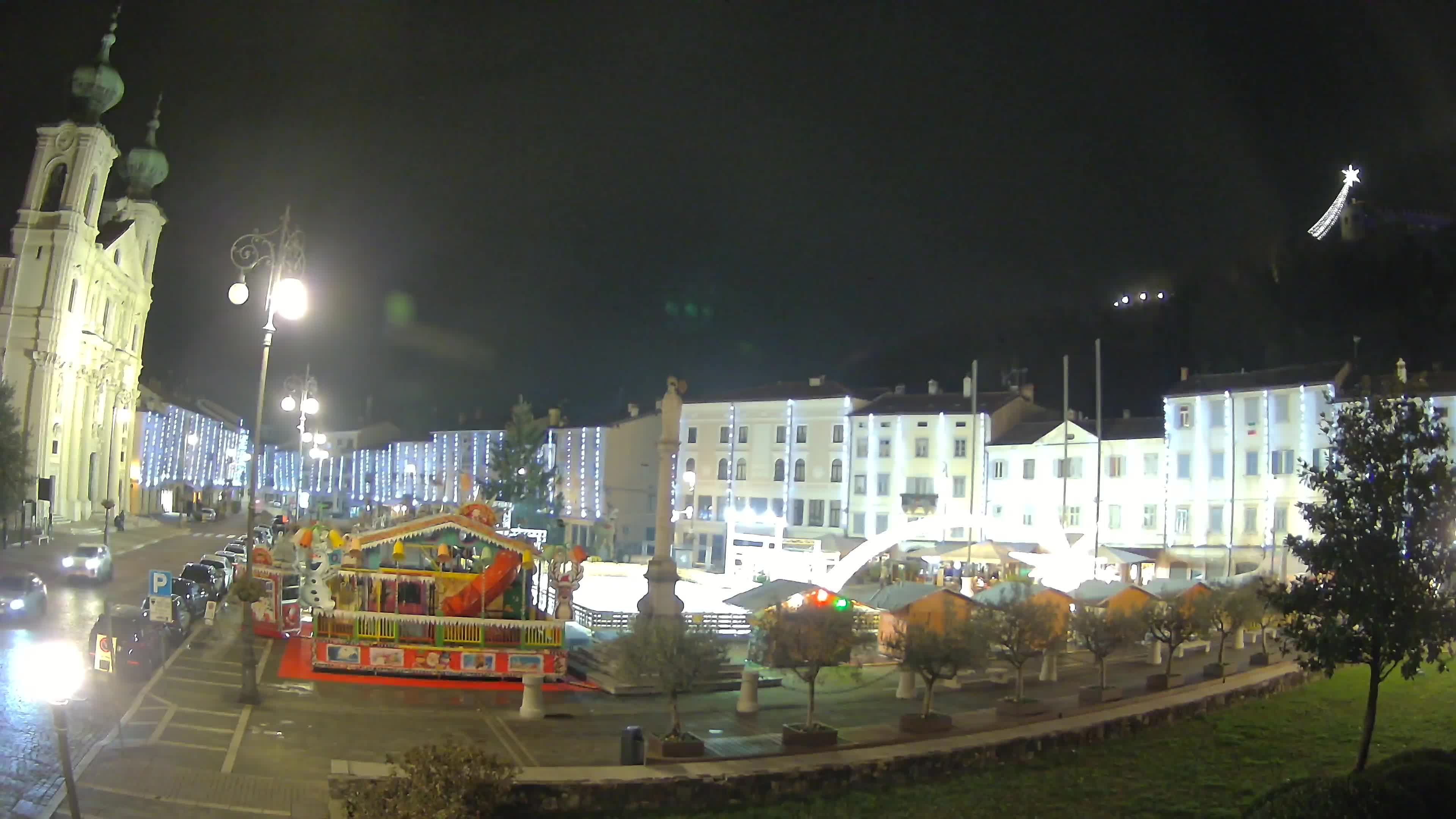 Gorizia Piazza della Vittoria e chiesa di S. Ignazio