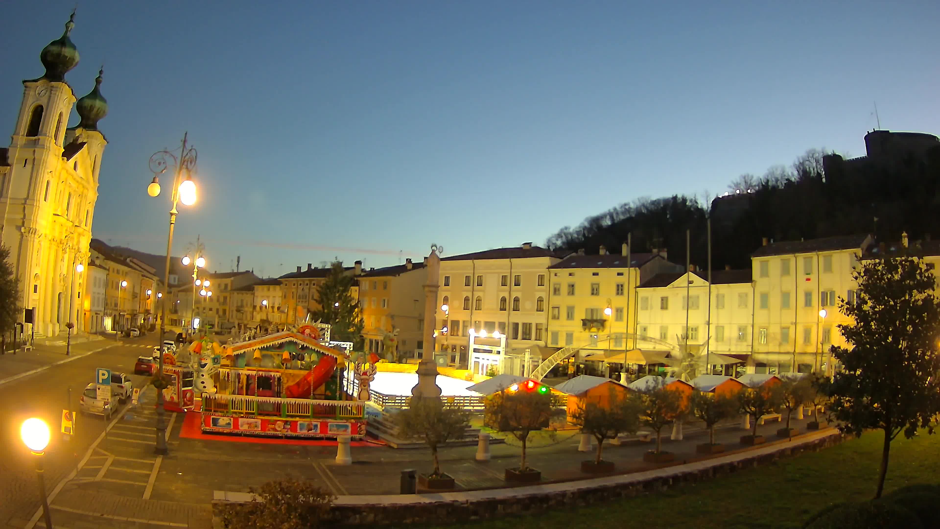Gorizia – Plaza Vittoria – iglesia de San Pedro. Ignacio