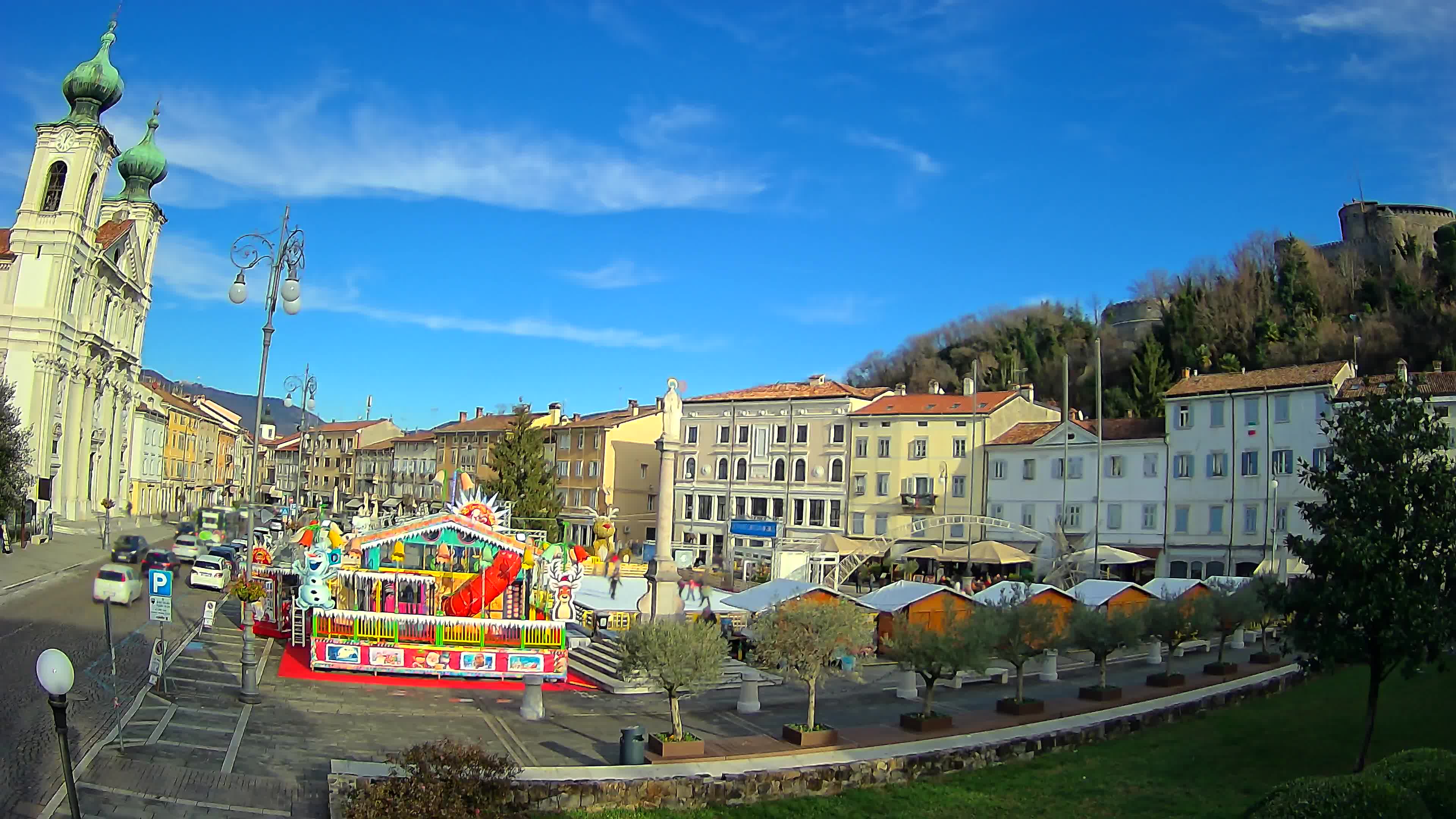 Gorizia – Plaza Vittoria – iglesia de San Pedro. Ignacio