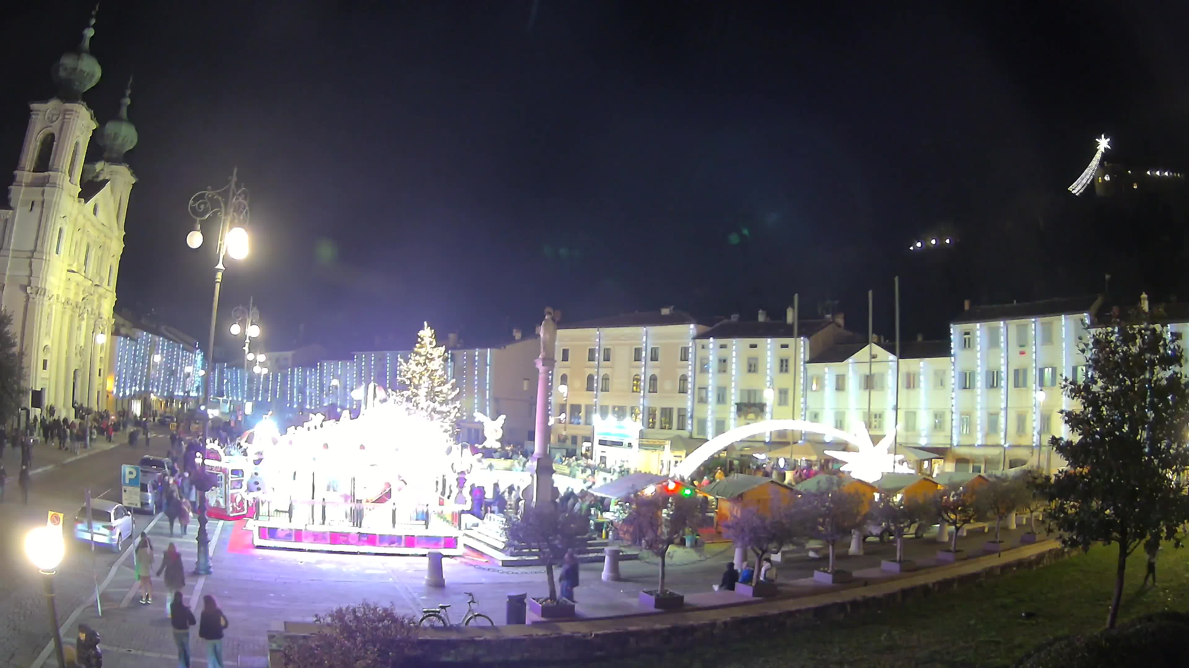 Gorizia Piazza della Vittoria e chiesa di S. Ignazio