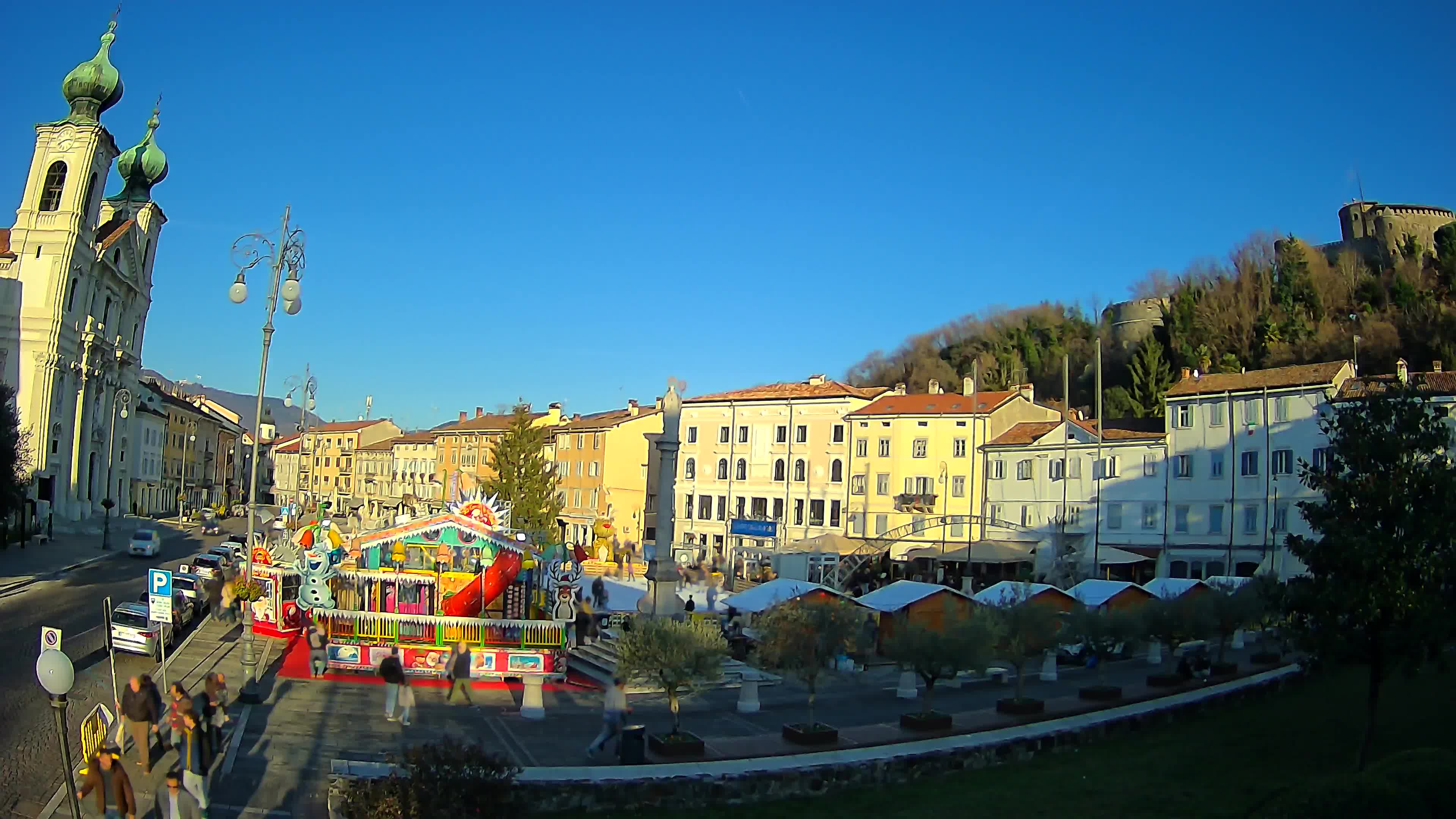 Gorizia Piazza della Vittoria e chiesa di S. Ignazio