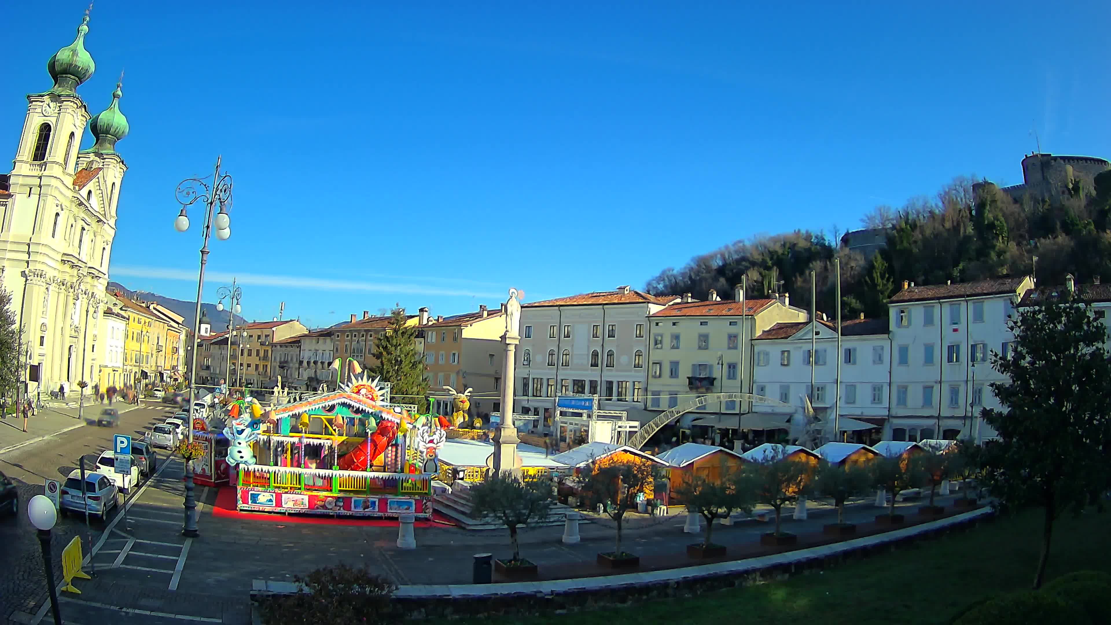 Gorizia Piazza della Vittoria e chiesa di S. Ignazio