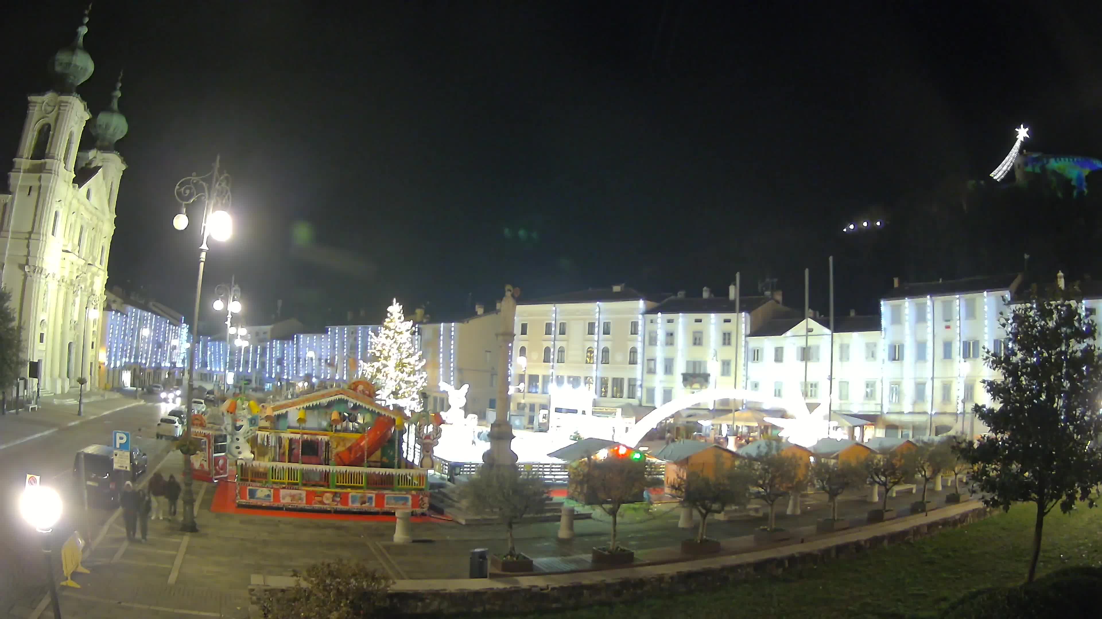 Gorizia Piazza della Vittoria e chiesa di S. Ignazio