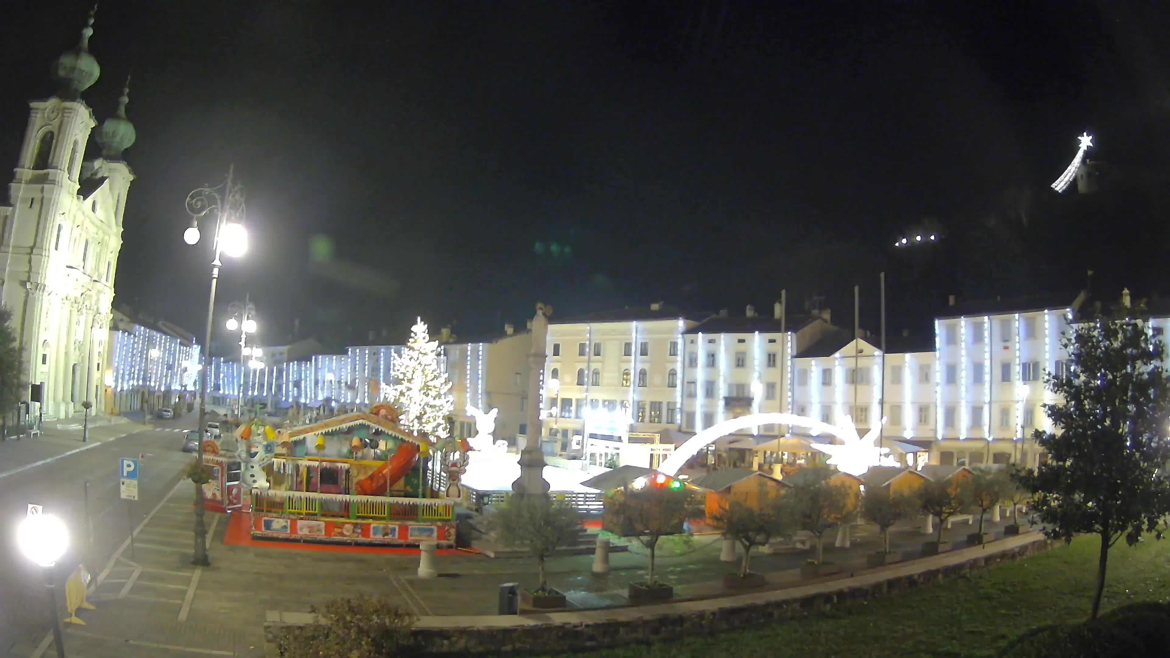 Gorizia – Plaza Vittoria – iglesia de San Pedro. Ignacio