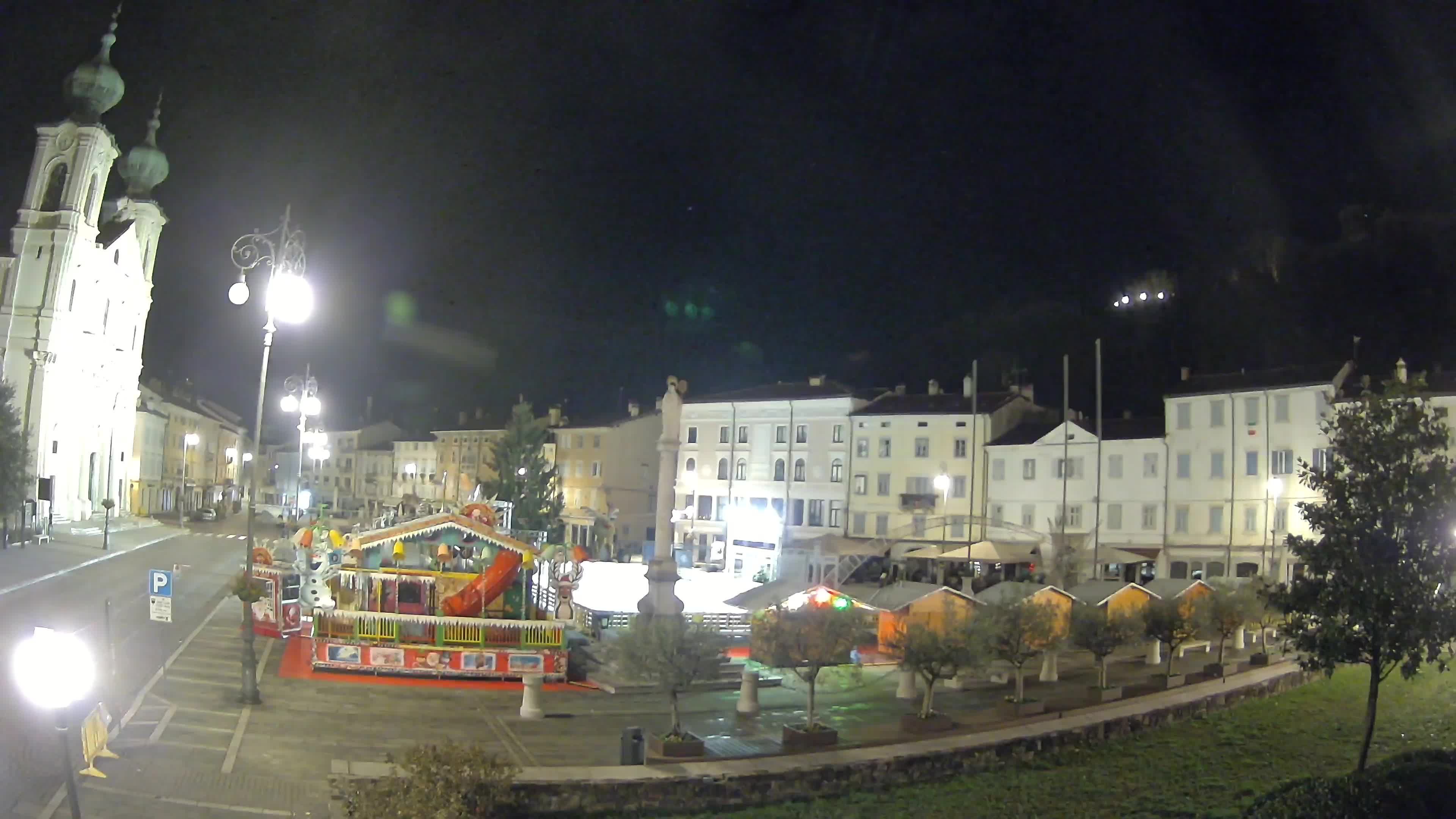 Gorizia – Plaza Vittoria – iglesia de San Pedro. Ignacio