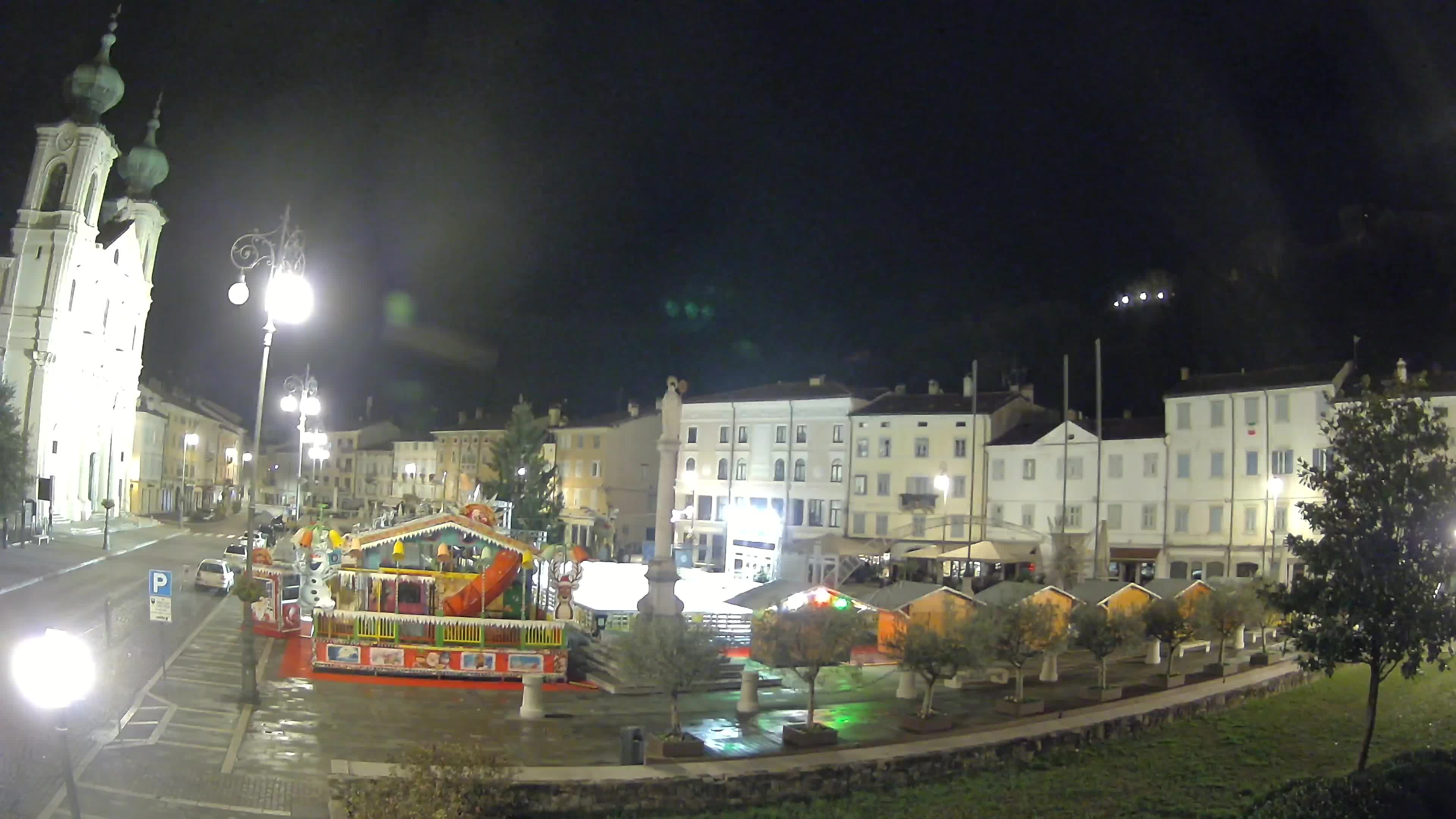 Gorizia – Plaza Vittoria – iglesia de San Pedro. Ignacio