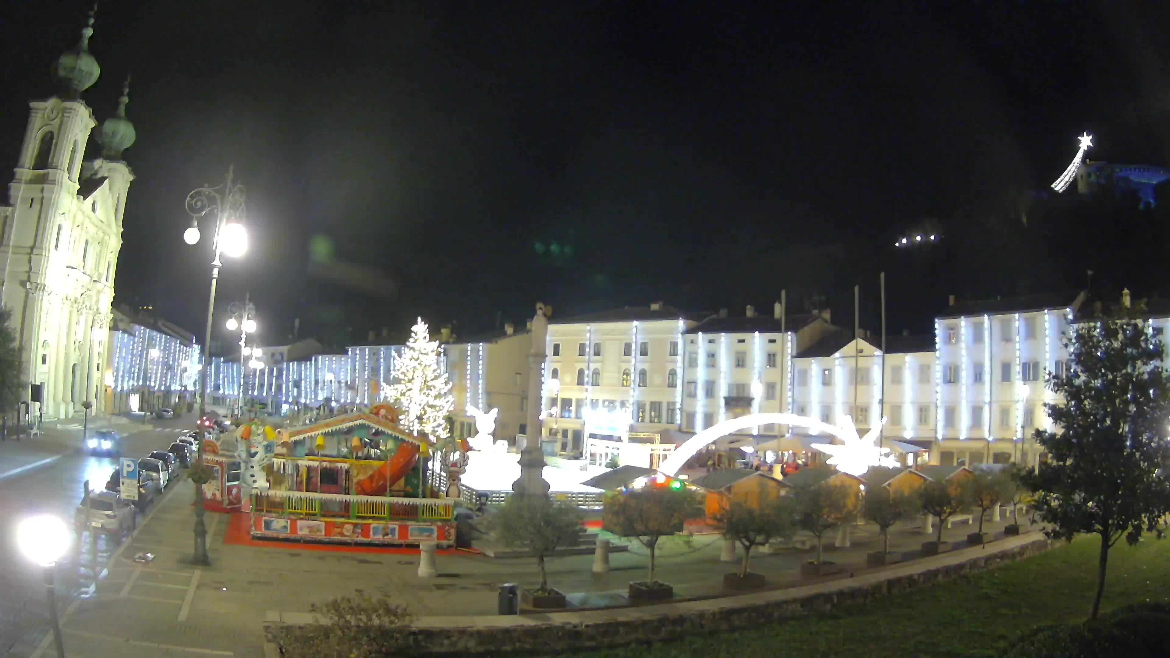 Gorizia Piazza della Vittoria e chiesa di S. Ignazio
