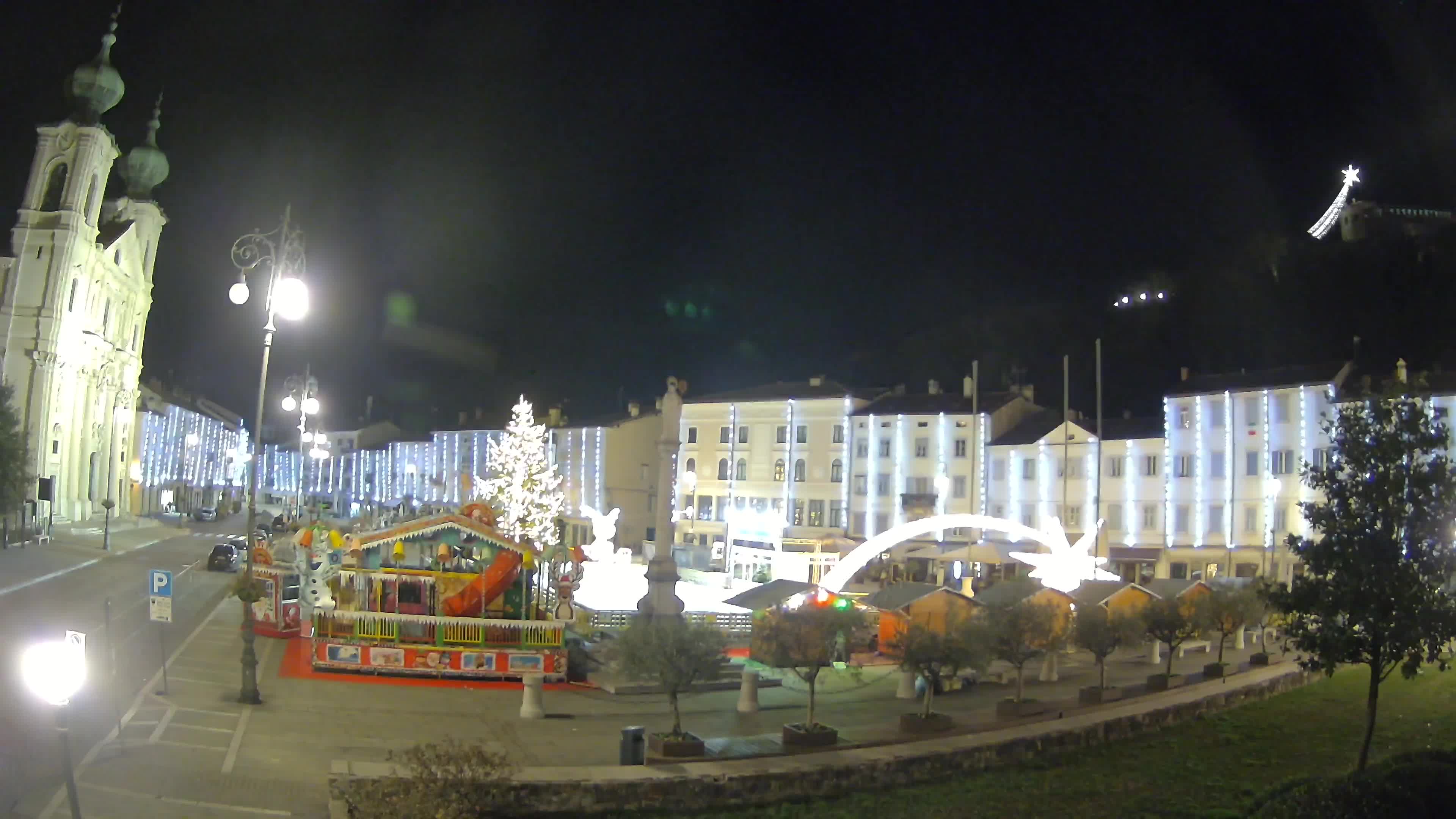 Gorizia – Plaza Vittoria – iglesia de San Pedro. Ignacio