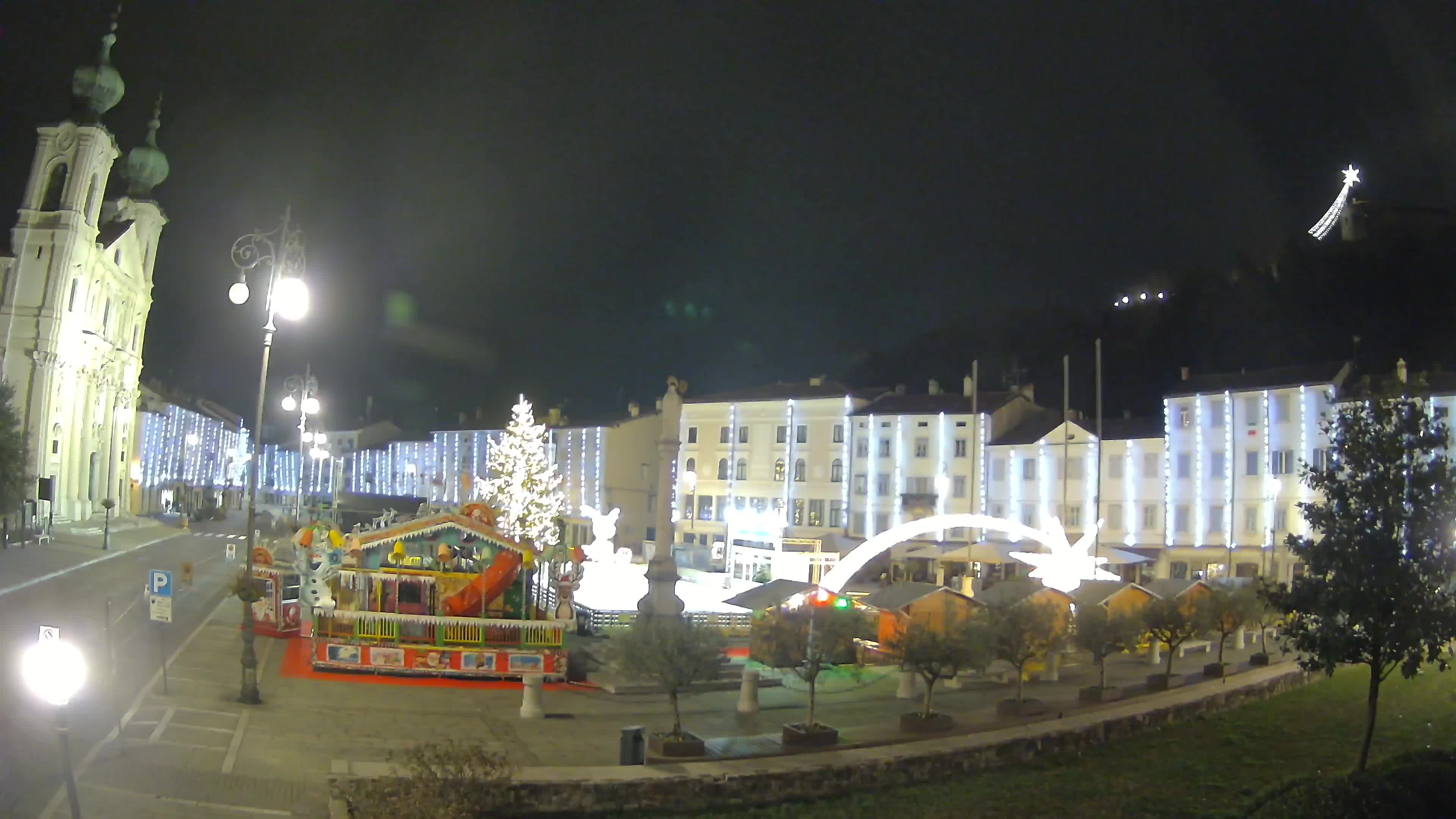 Gorizia – Plaza Vittoria – iglesia de San Pedro. Ignacio