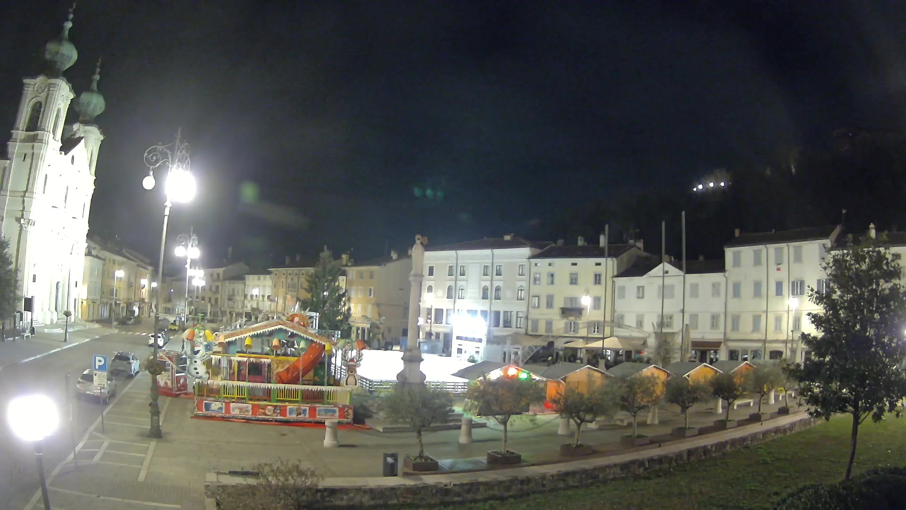 Gorizia Piazza della Vittoria e chiesa di S. Ignazio