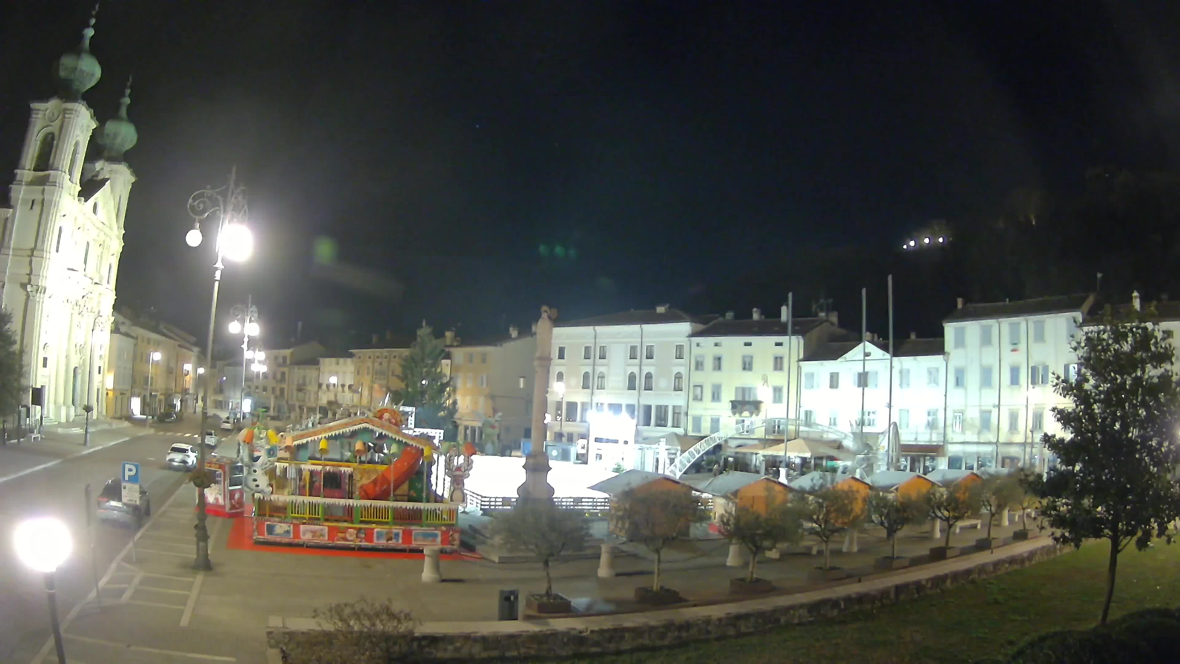 Gorizia – Plaza Vittoria – iglesia de San Pedro. Ignacio