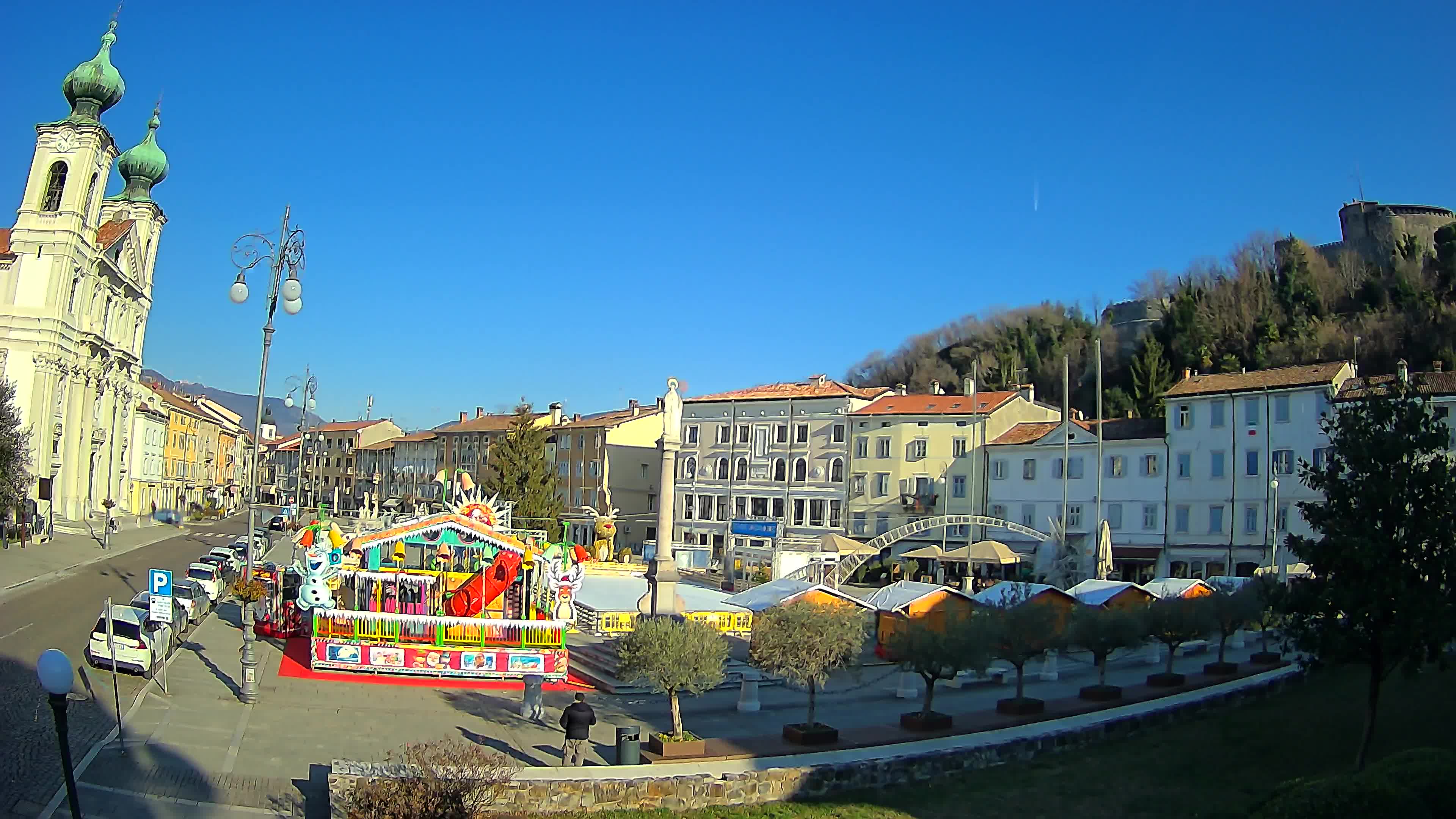Gorizia Piazza della Vittoria e chiesa di S. Ignazio