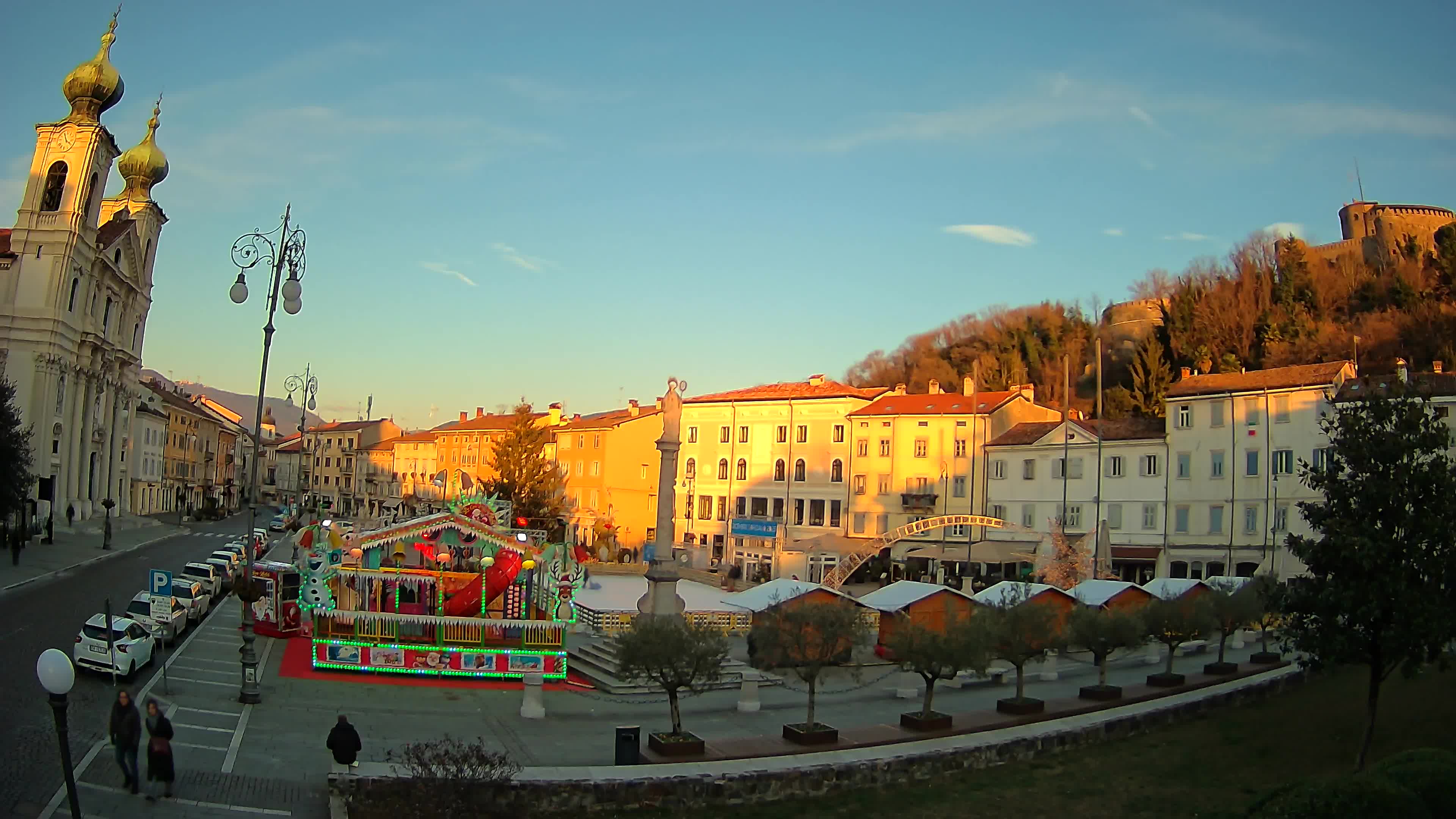 Gorizia – Plaza Vittoria – iglesia de San Pedro. Ignacio