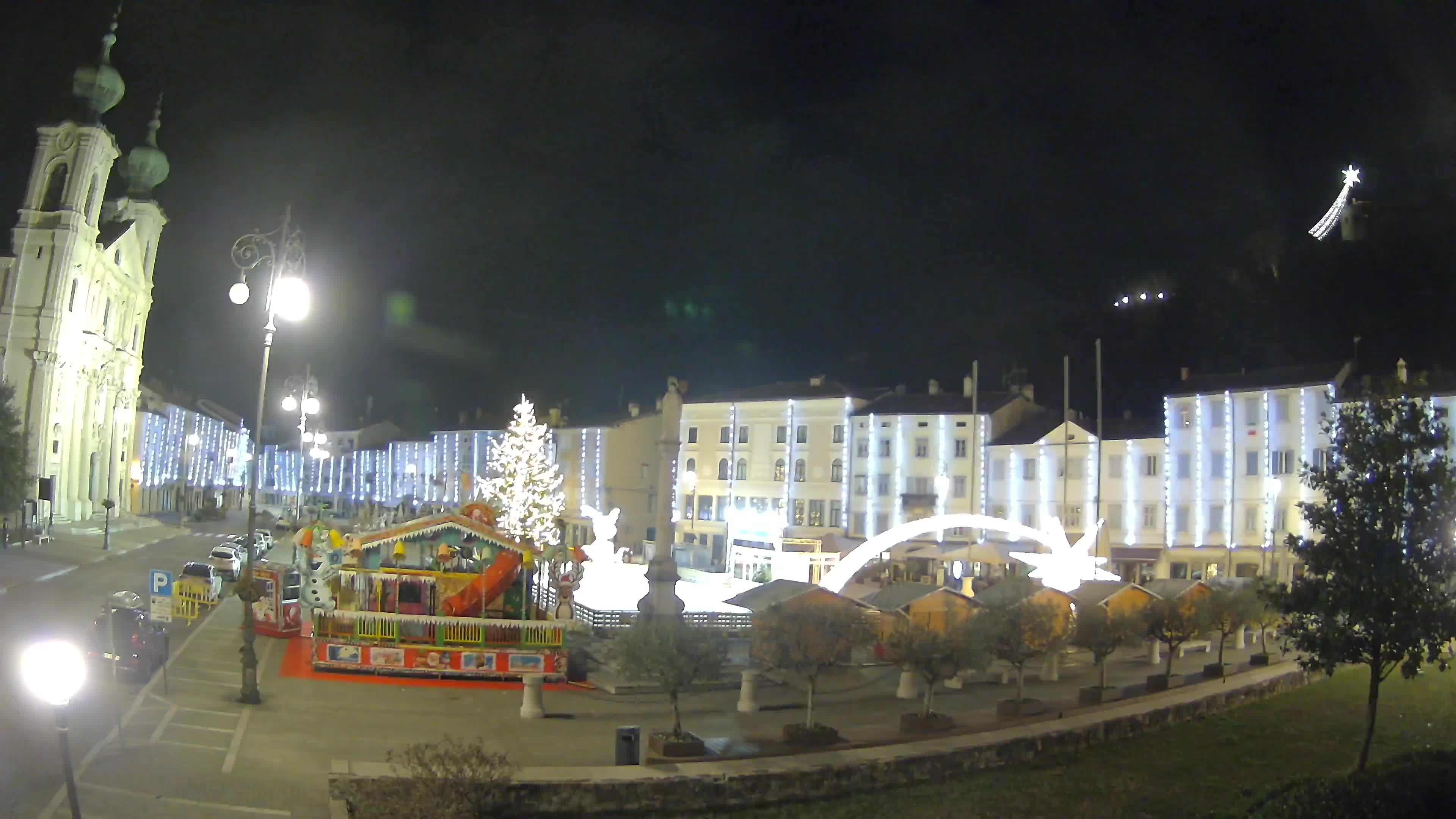 Gorizia – Plaza Vittoria – iglesia de San Pedro. Ignacio