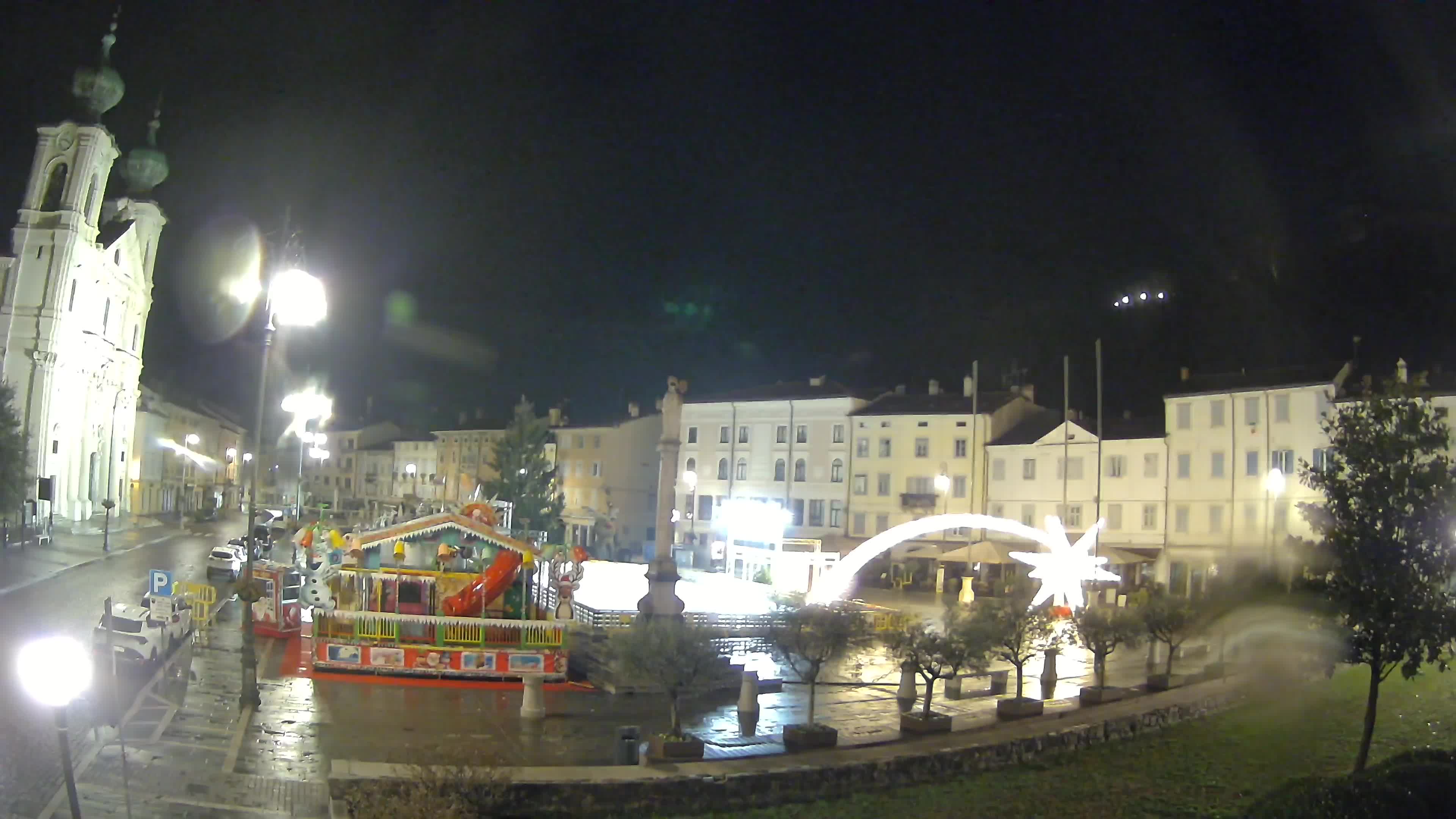 Gorizia Piazza della Vittoria e chiesa di S. Ignazio