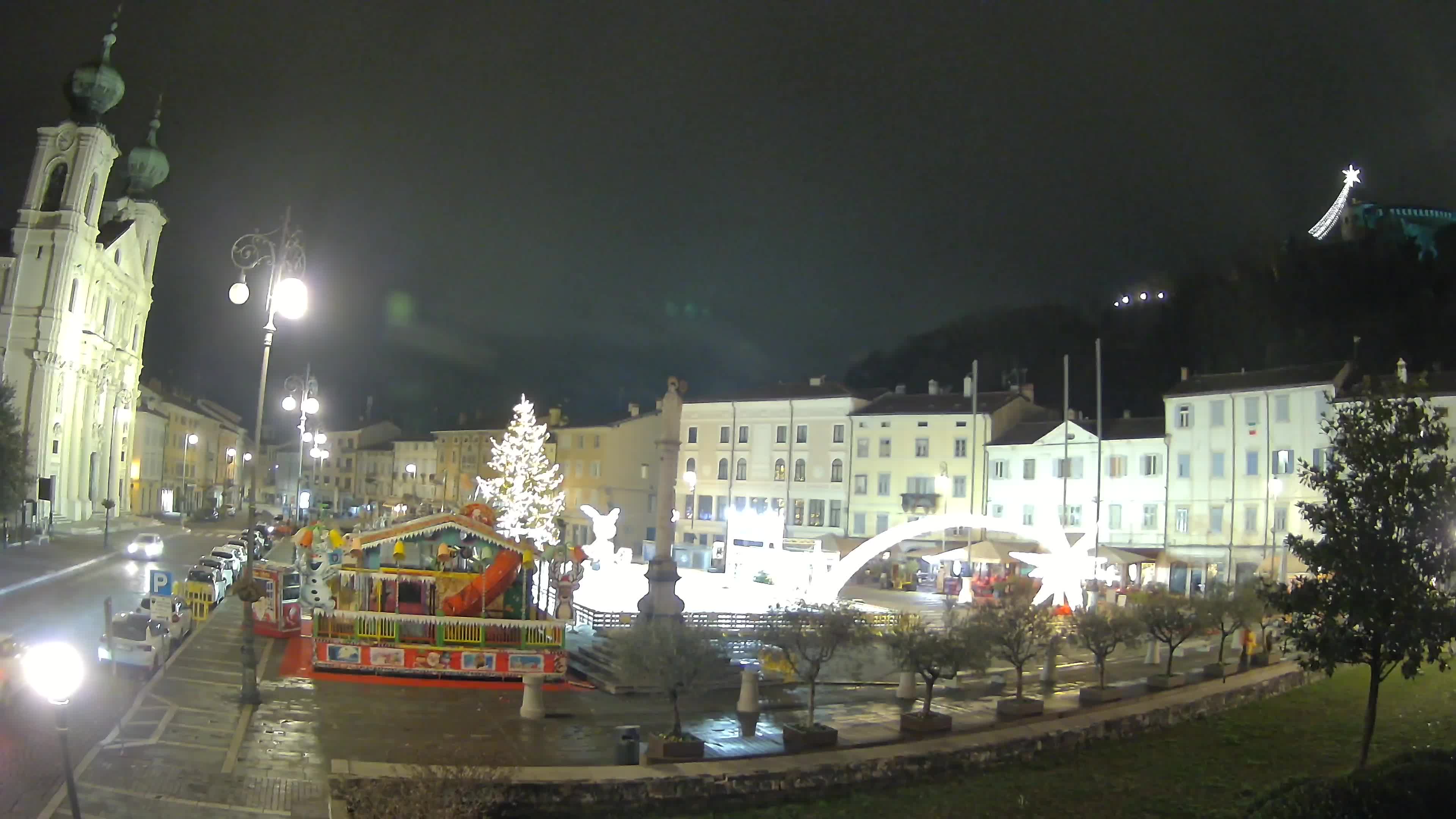 Gorizia Piazza della Vittoria e chiesa di S. Ignazio