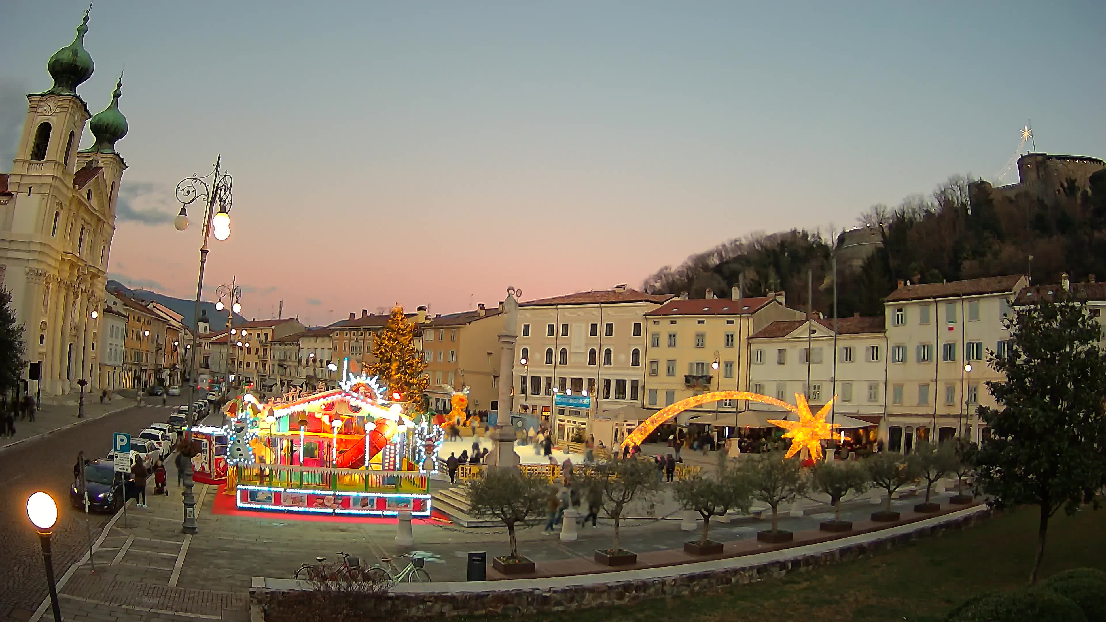 Gorizia – Plaza Vittoria – iglesia de San Pedro. Ignacio