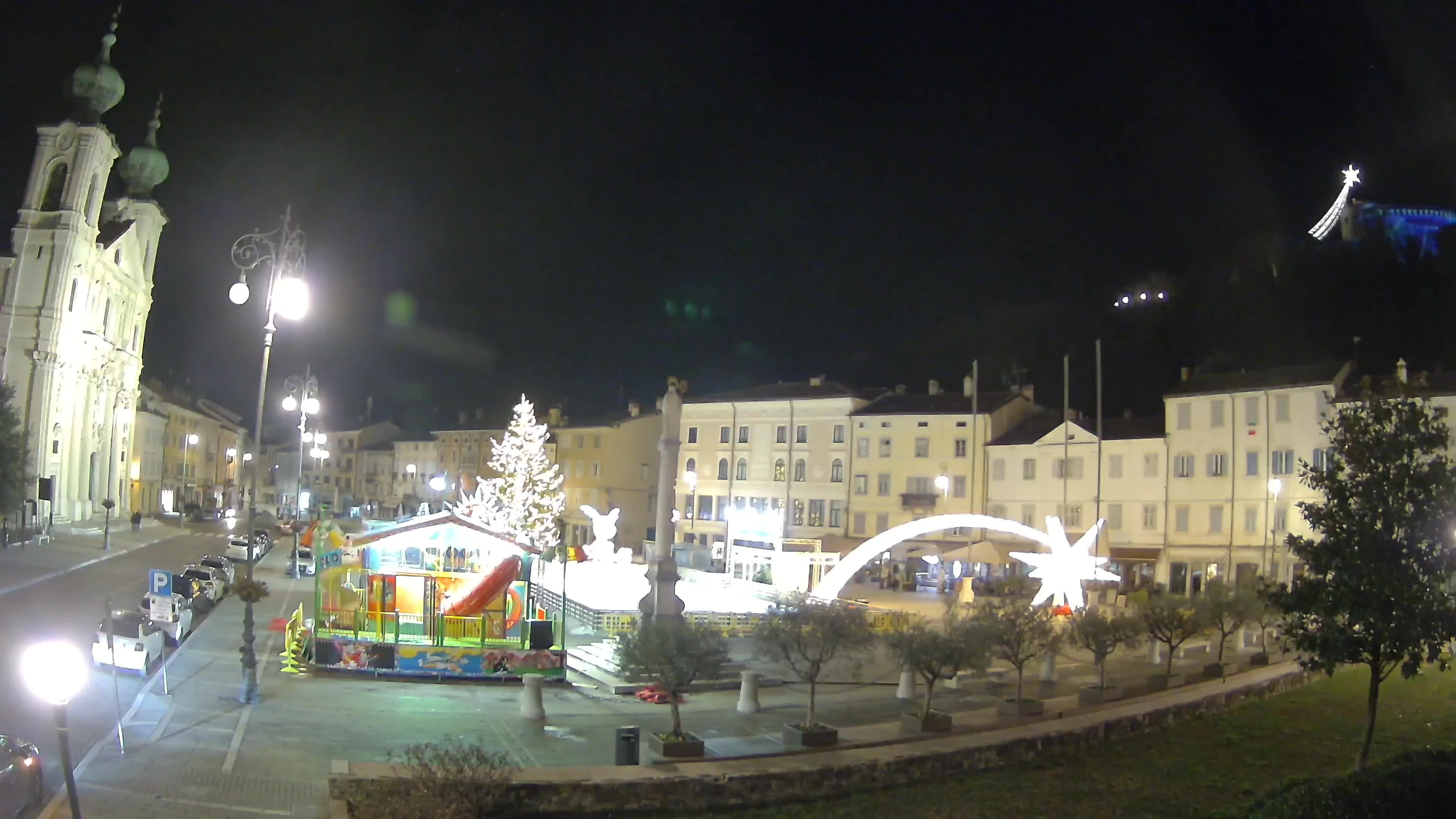 Gorizia Piazza della Vittoria e chiesa di S. Ignazio