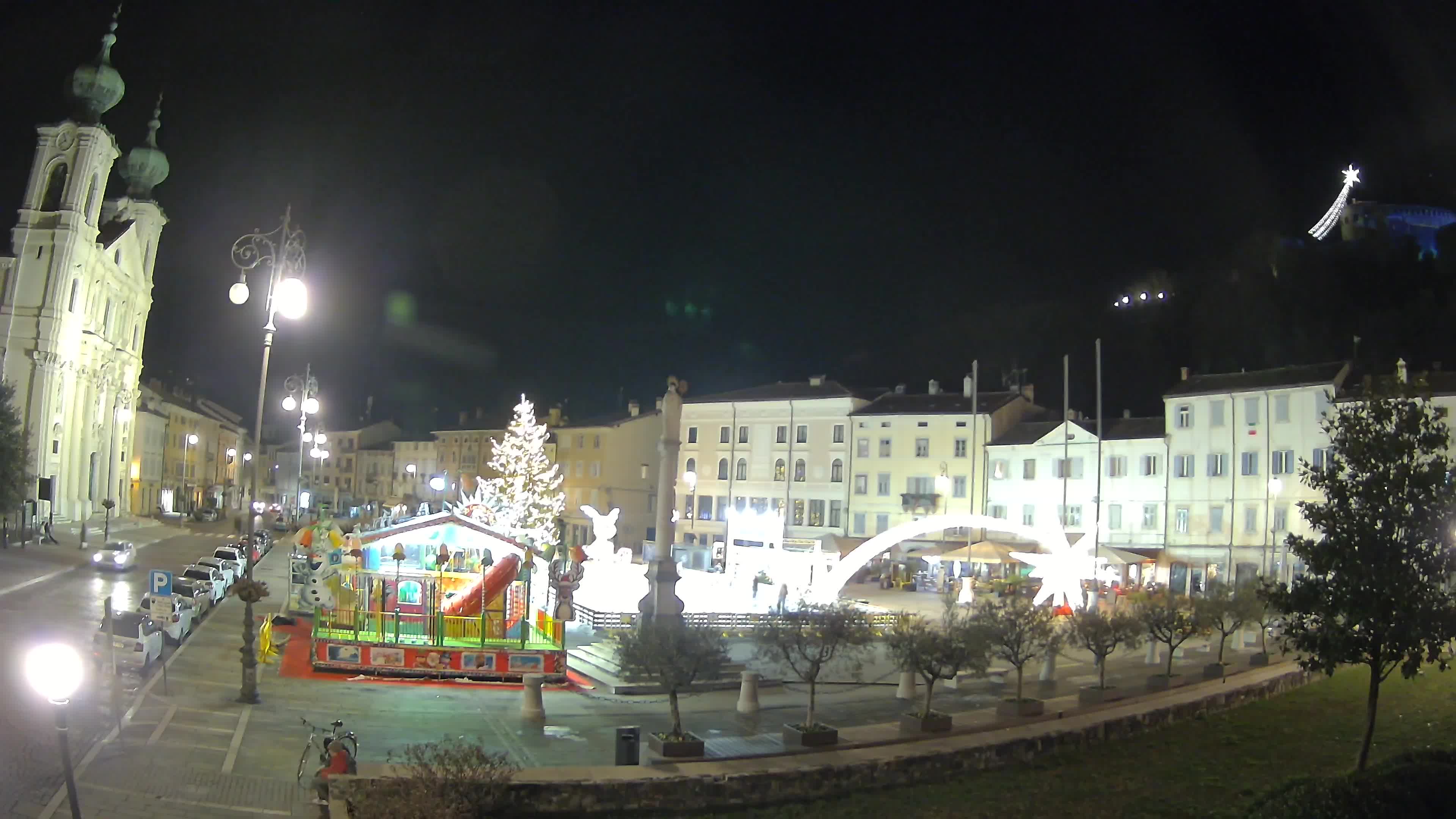 Gorizia Piazza della Vittoria e chiesa di S. Ignazio
