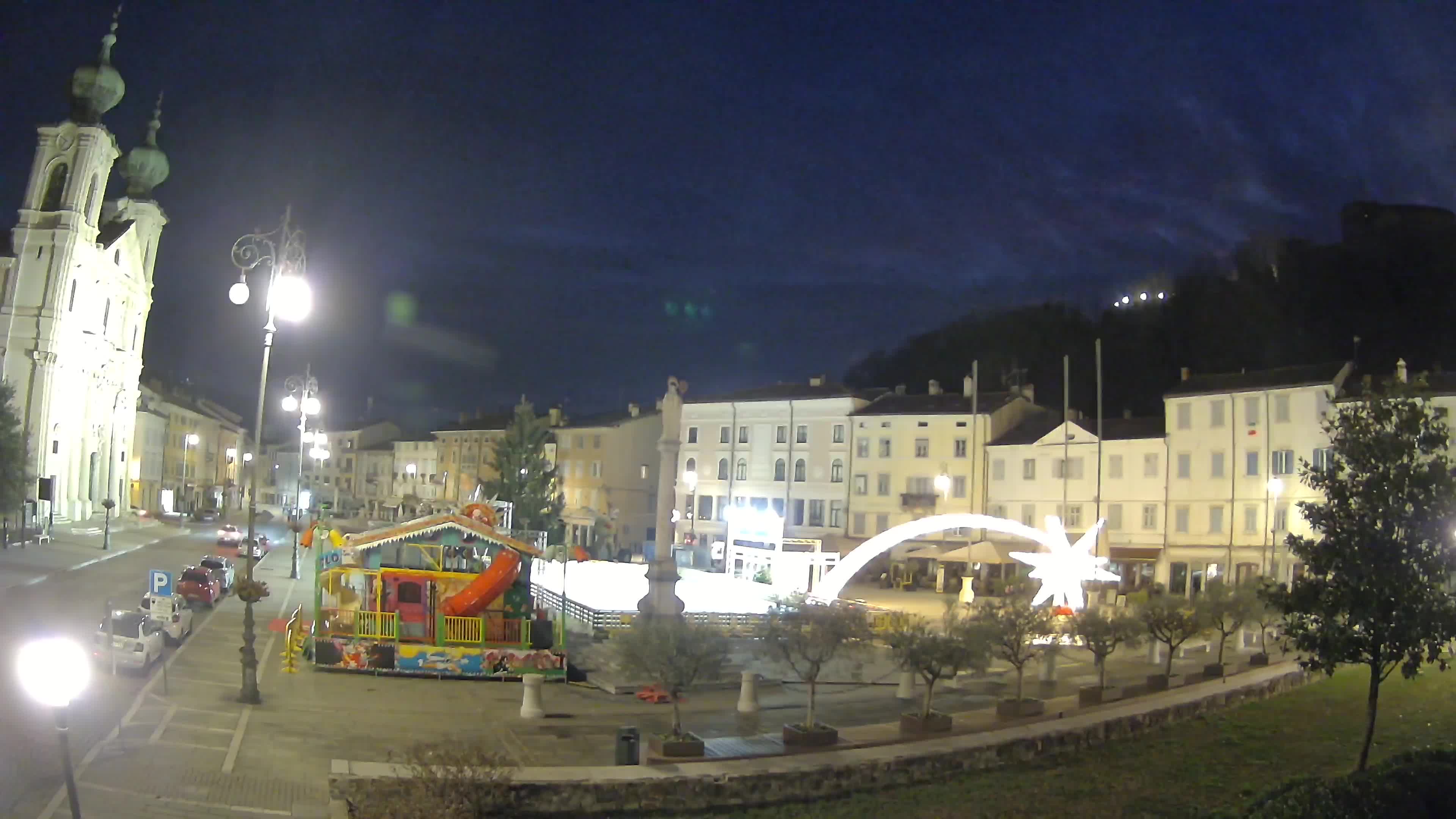 Gorizia – Plaza Vittoria – iglesia de San Pedro. Ignacio