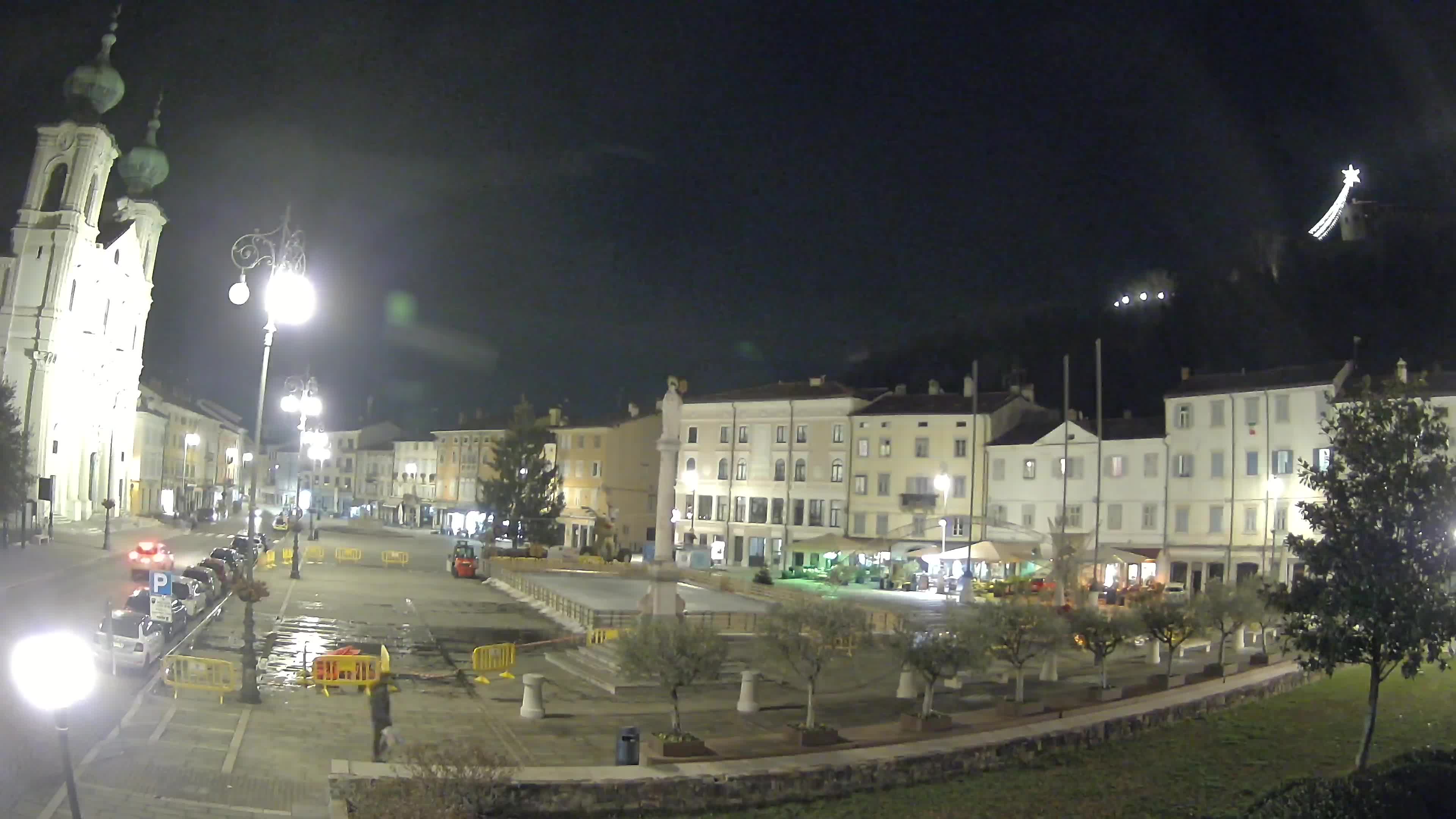Gorizia – Plaza Vittoria – iglesia de San Pedro. Ignacio