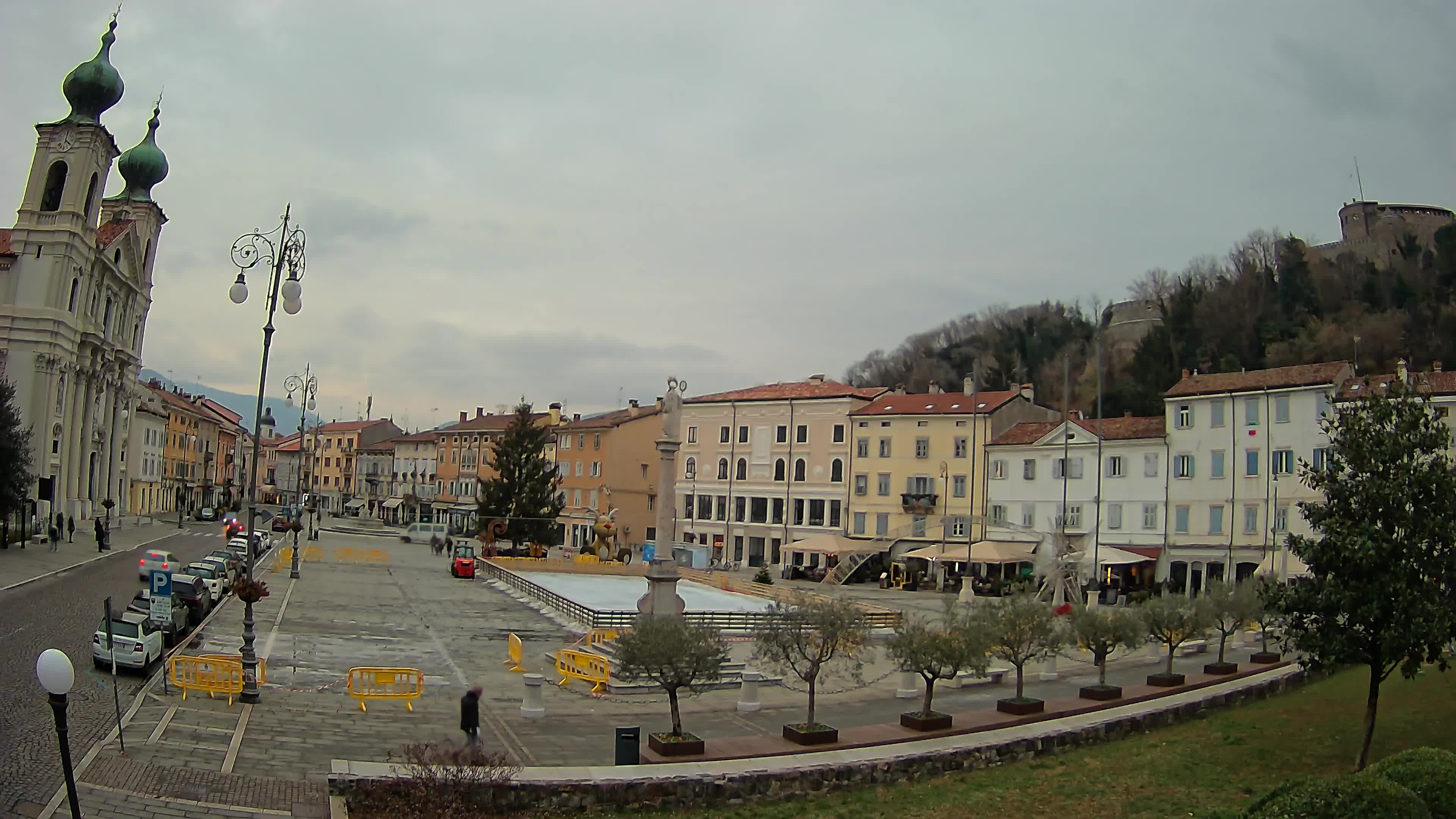 Webcam Gorizia Vittoria square – Church of st. Ignazio