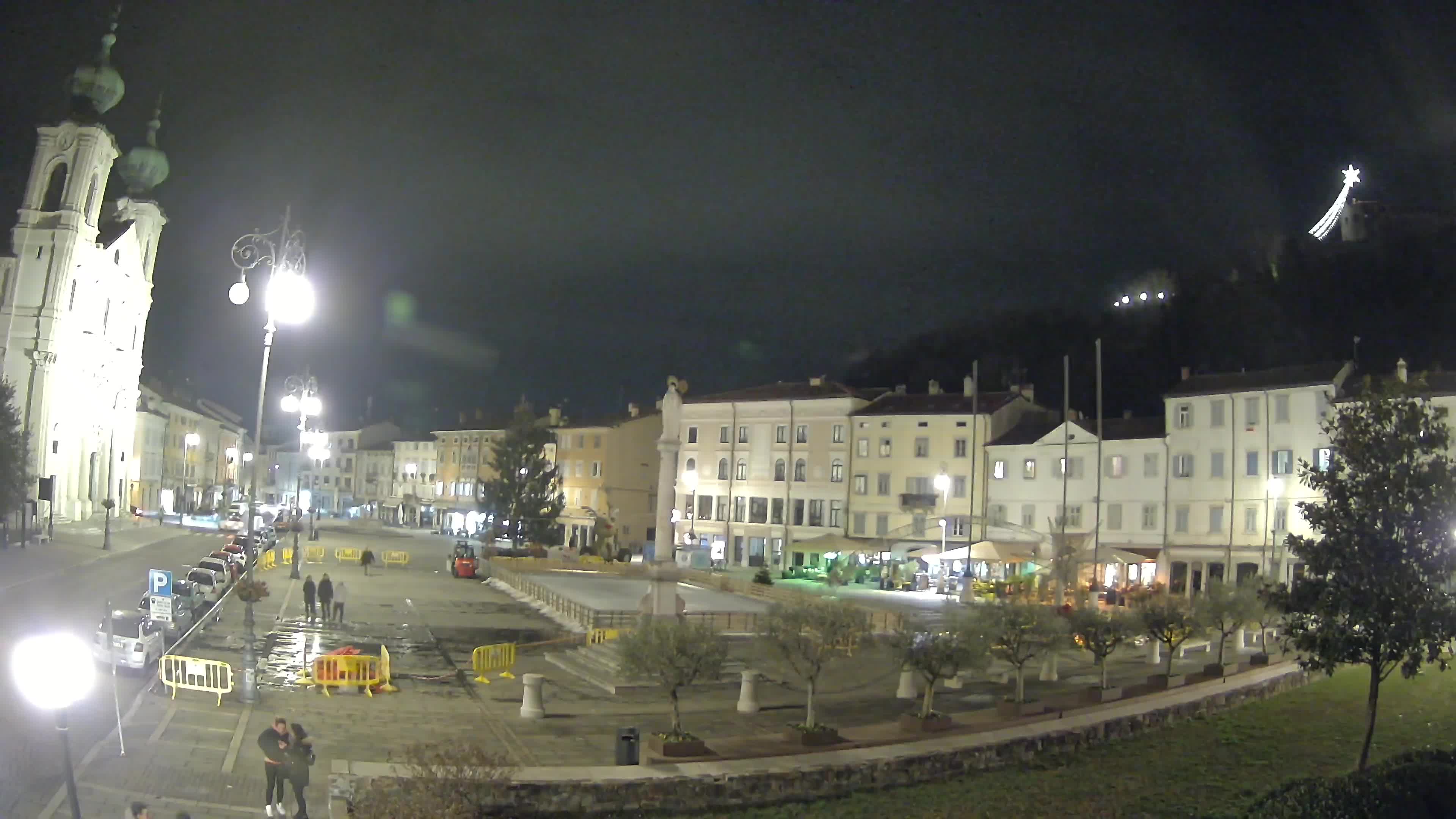 Gorizia – Plaza Vittoria – iglesia de San Pedro. Ignacio