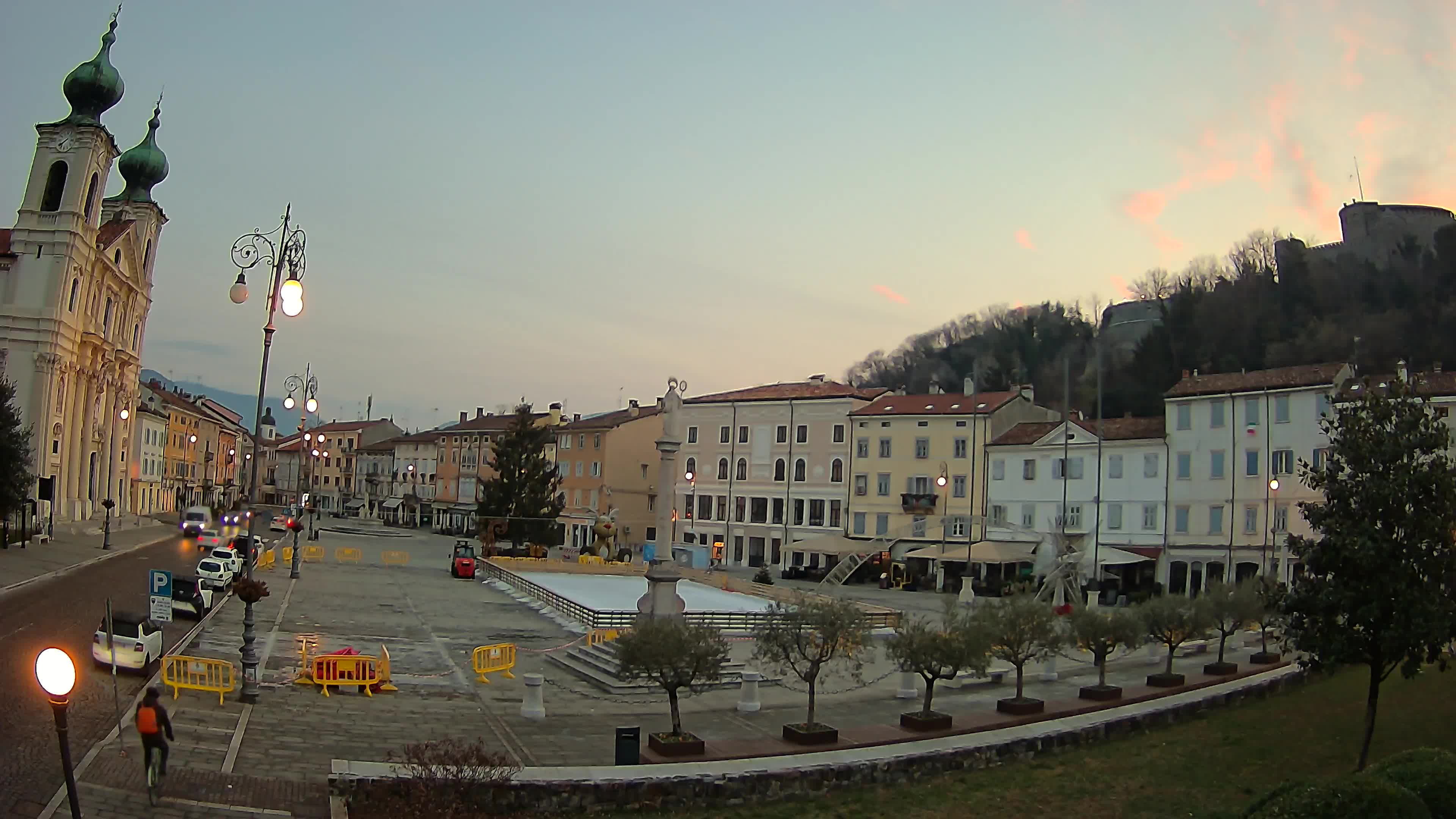 Webcam Gorizia Vittoria square – Church of st. Ignazio