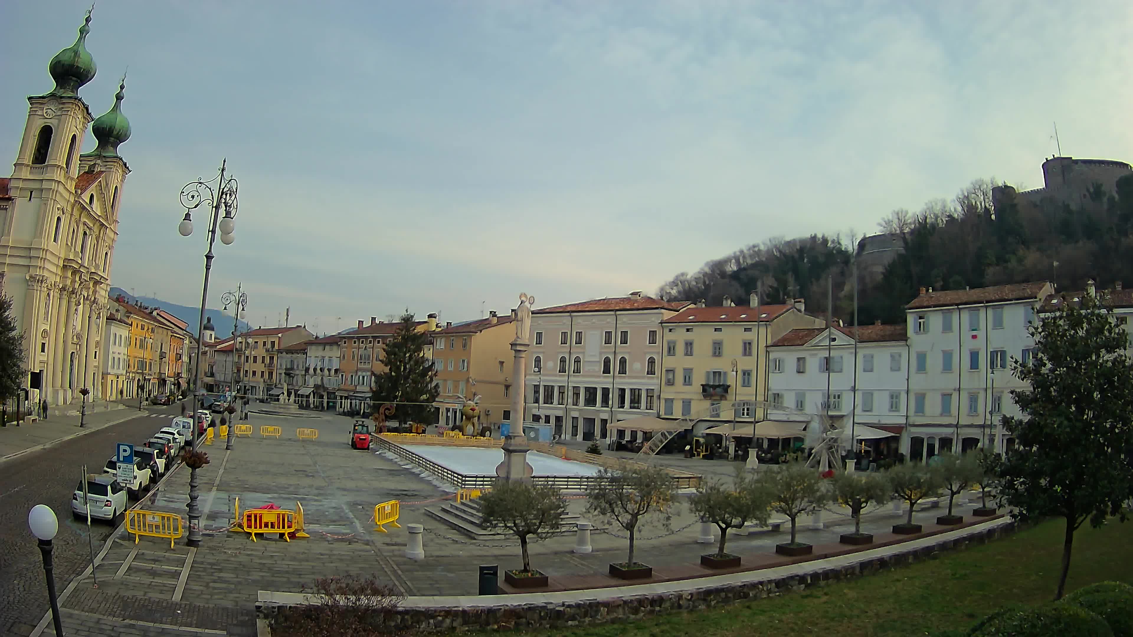 Webcam Gorizia Vittoria square – Church of st. Ignazio
