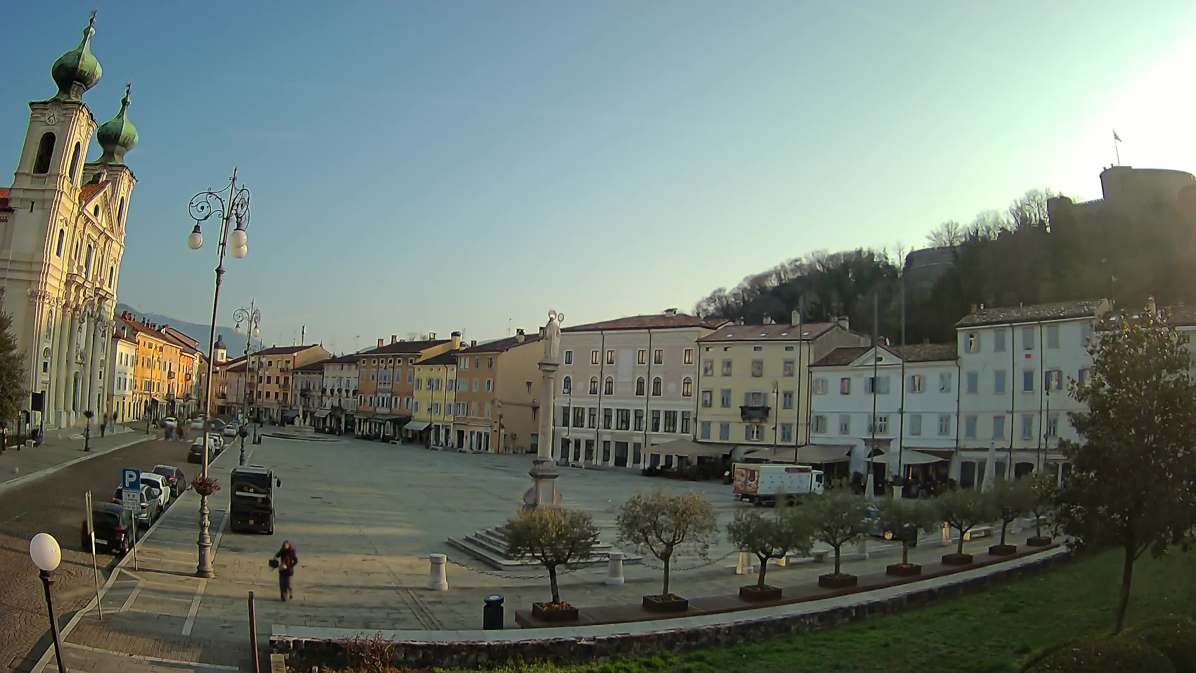 Webcam Gorizia Vittoria square – Church of st. Ignazio