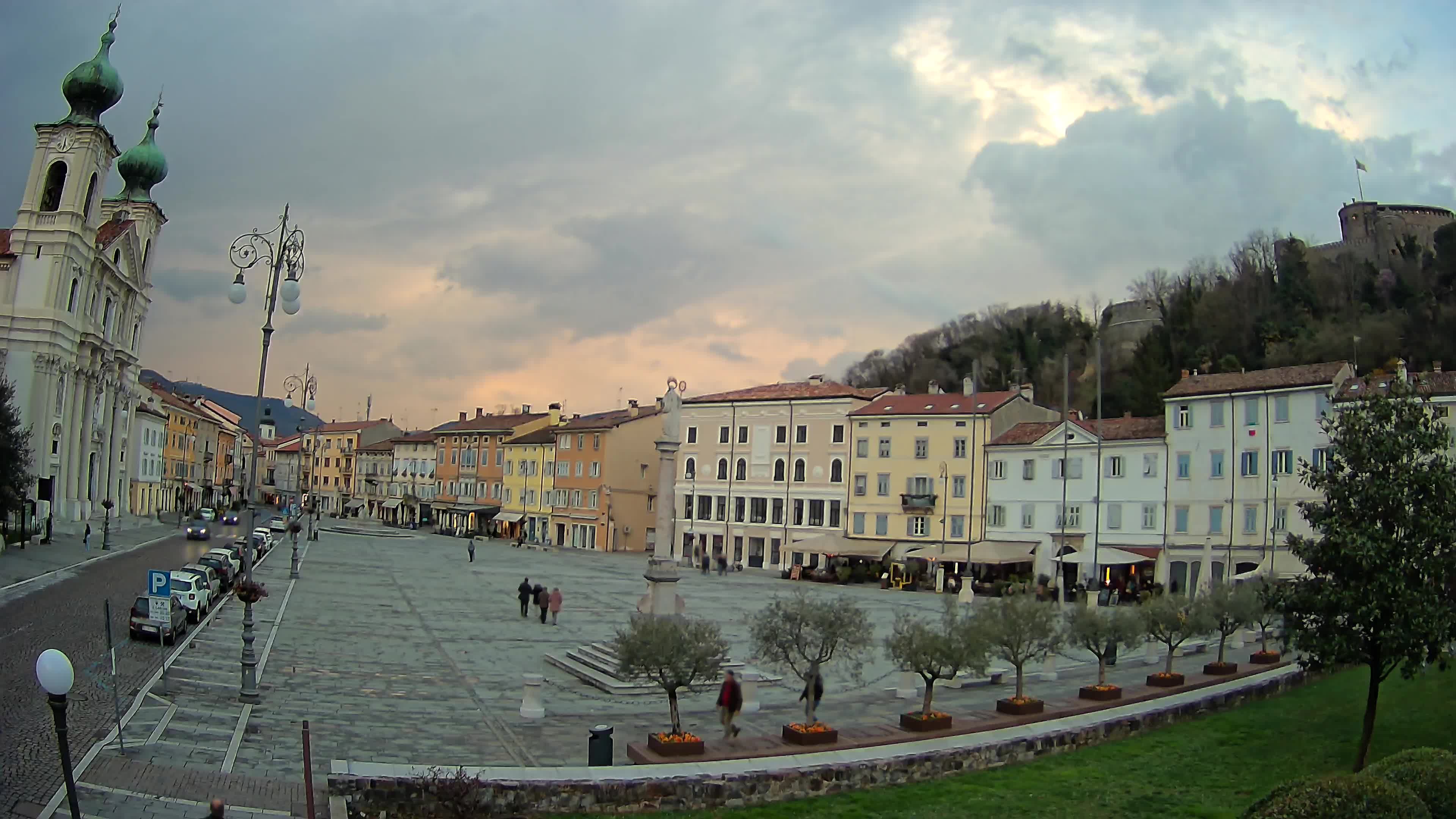Webcam Gorizia Vittoria square – Church of st. Ignazio