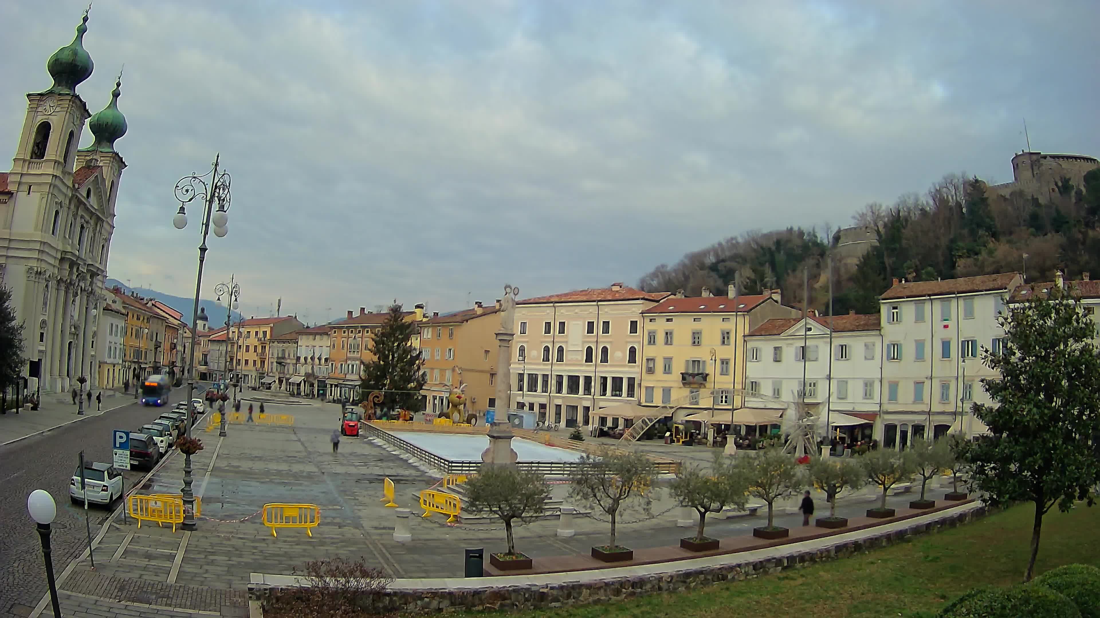 Webcam Gorizia Vittoria square – Church of st. Ignazio
