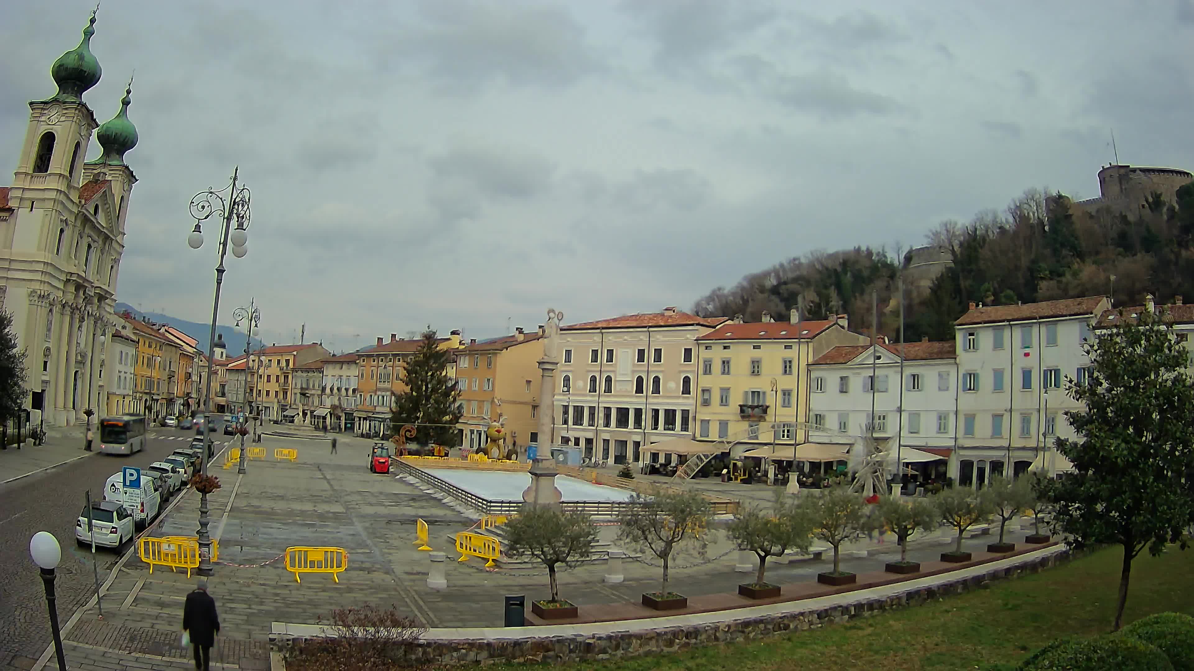 Gorizia – Place Vittoria – église st. Ignazio