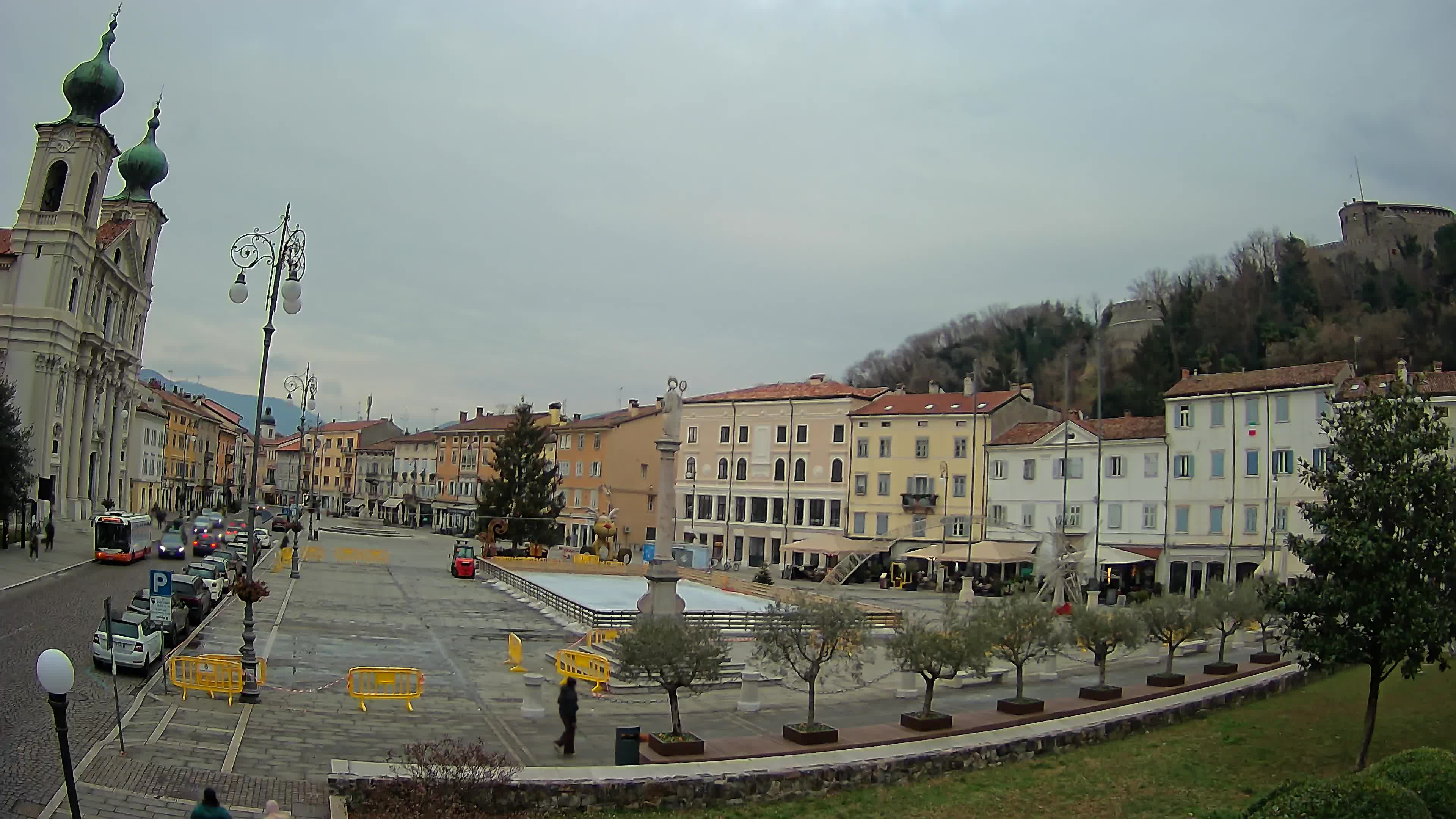Webcam Gorizia Vittoria square – Church of st. Ignazio
