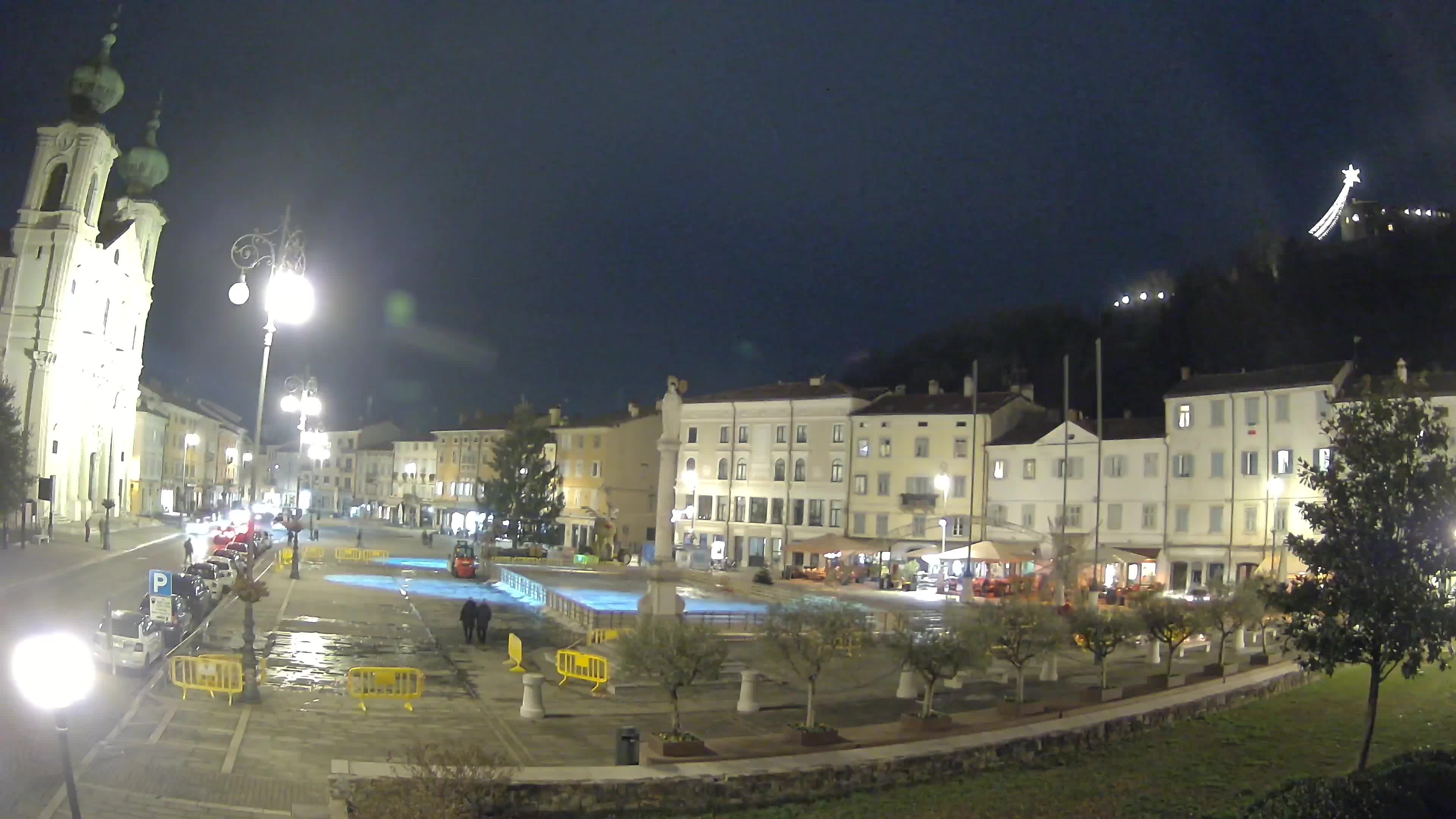 Kamera Gorica Travnik in cerkev sv. Ignacija