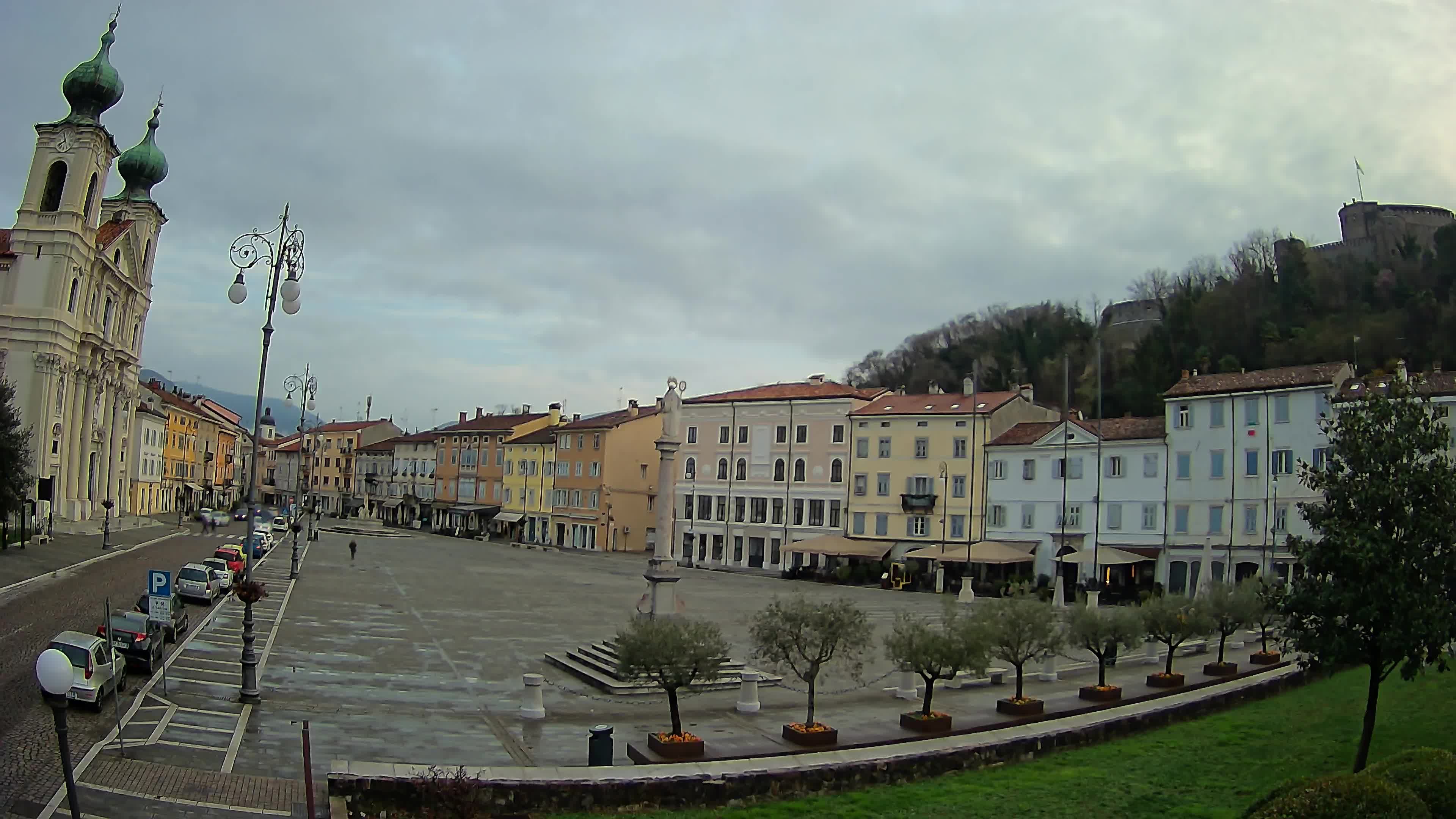 Webcam Gorizia Vittoria square – Church of st. Ignazio