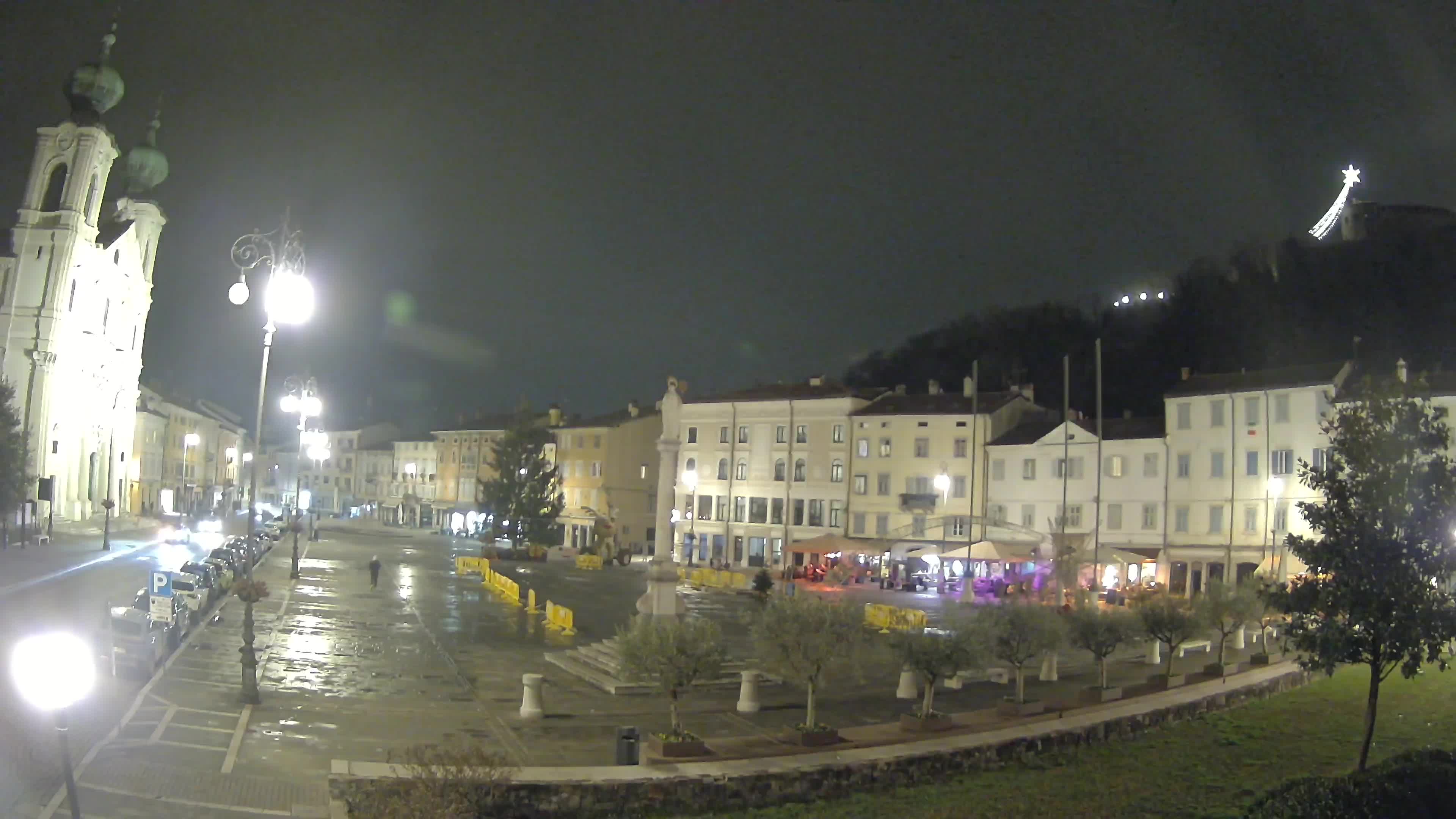 Gorizia – Plaza Vittoria – iglesia de San Pedro. Ignacio