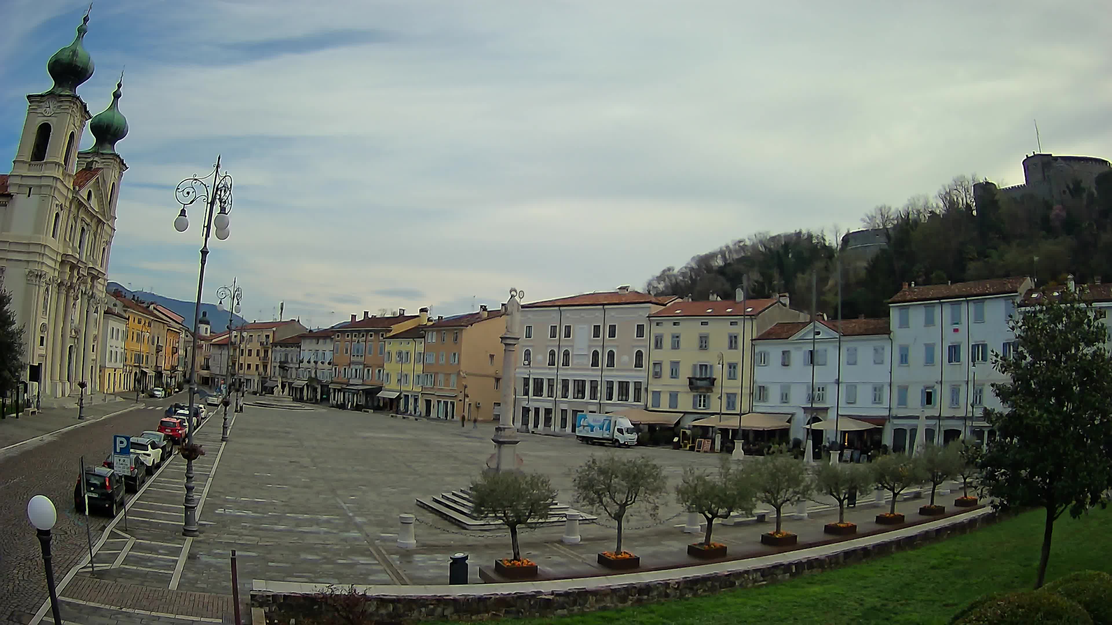 Webcam Gorizia Vittoria square – Church of st. Ignazio