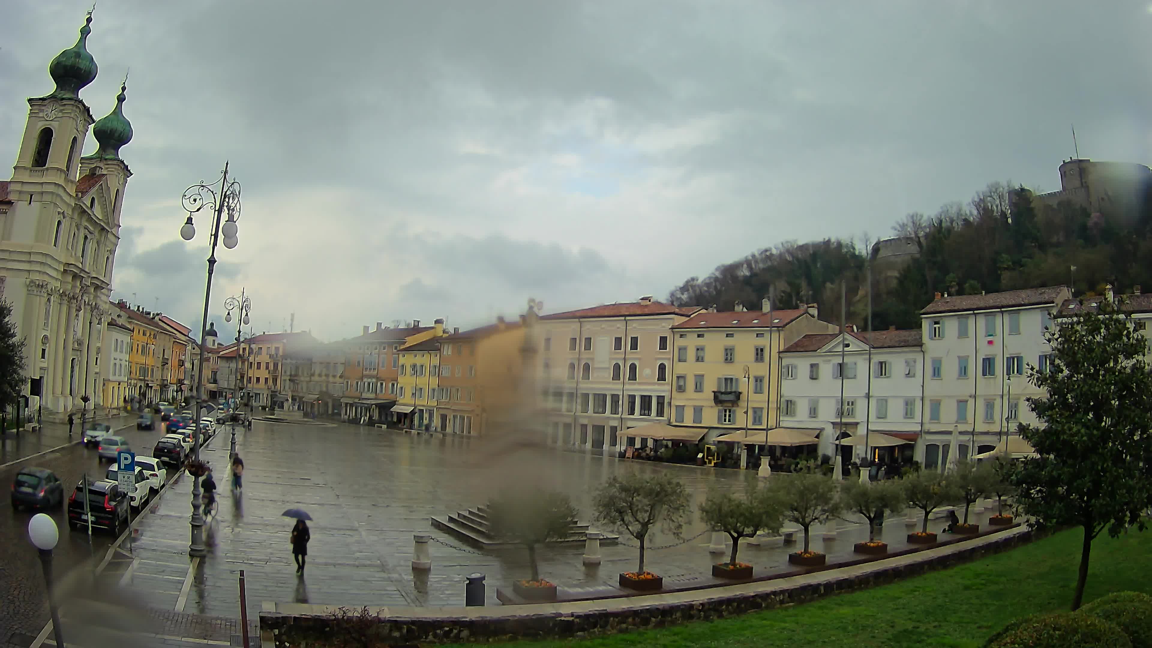 Webcam Gorizia Vittoria square – Church of st. Ignazio