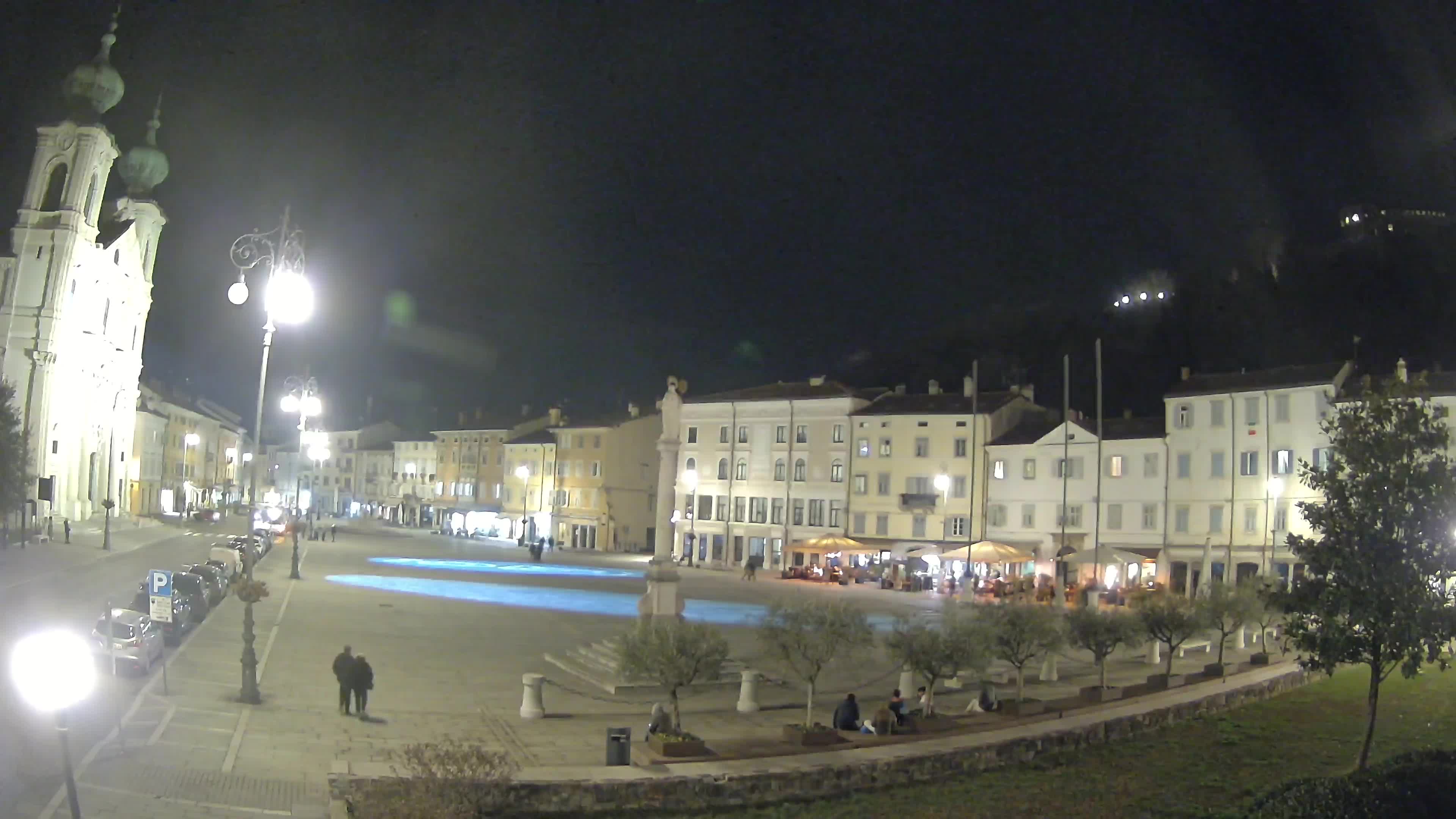 Gorizia Piazza della Vittoria e chiesa di S. Ignazio